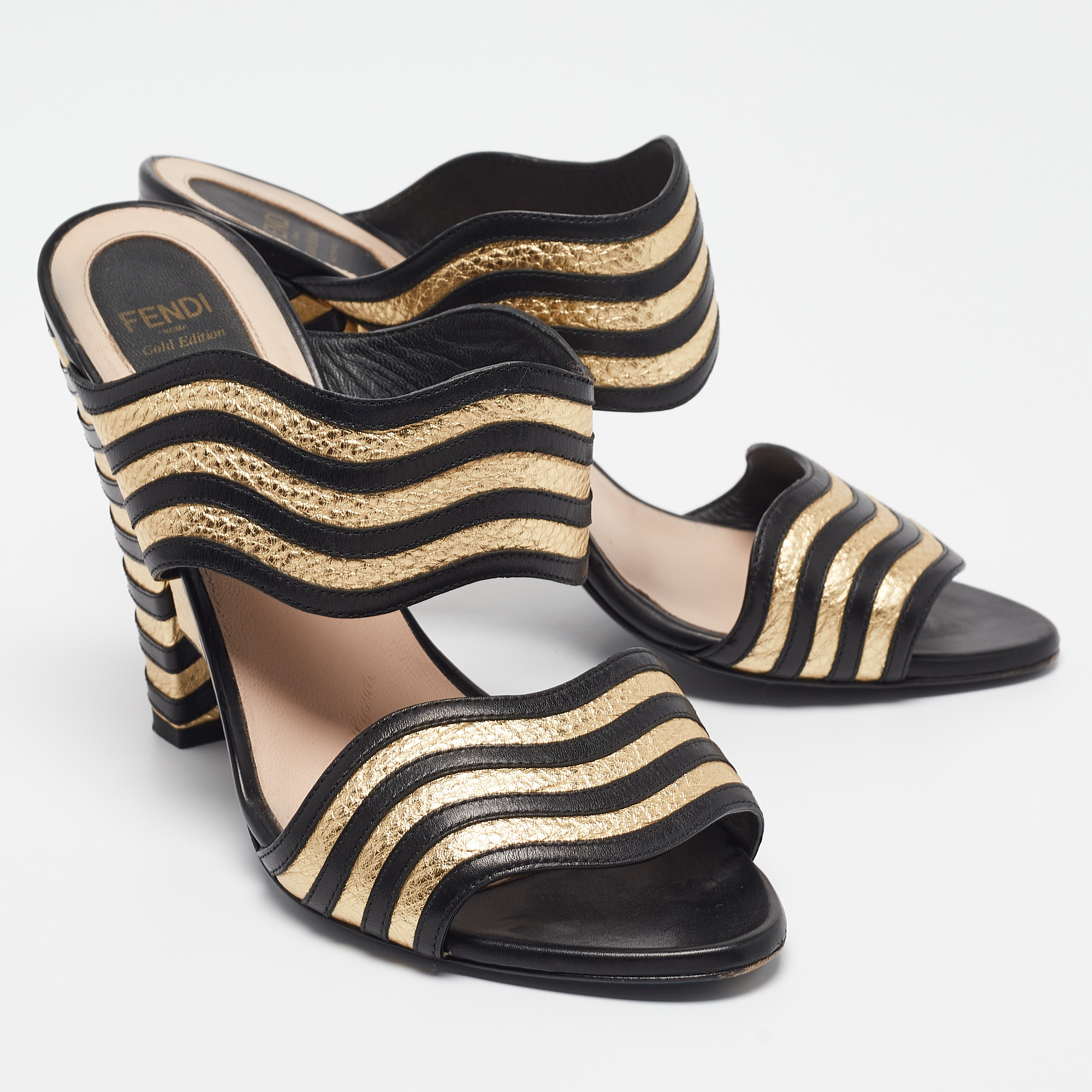 Fendi Black/Gold Leather Wave Striped Slide Sandals Size 39