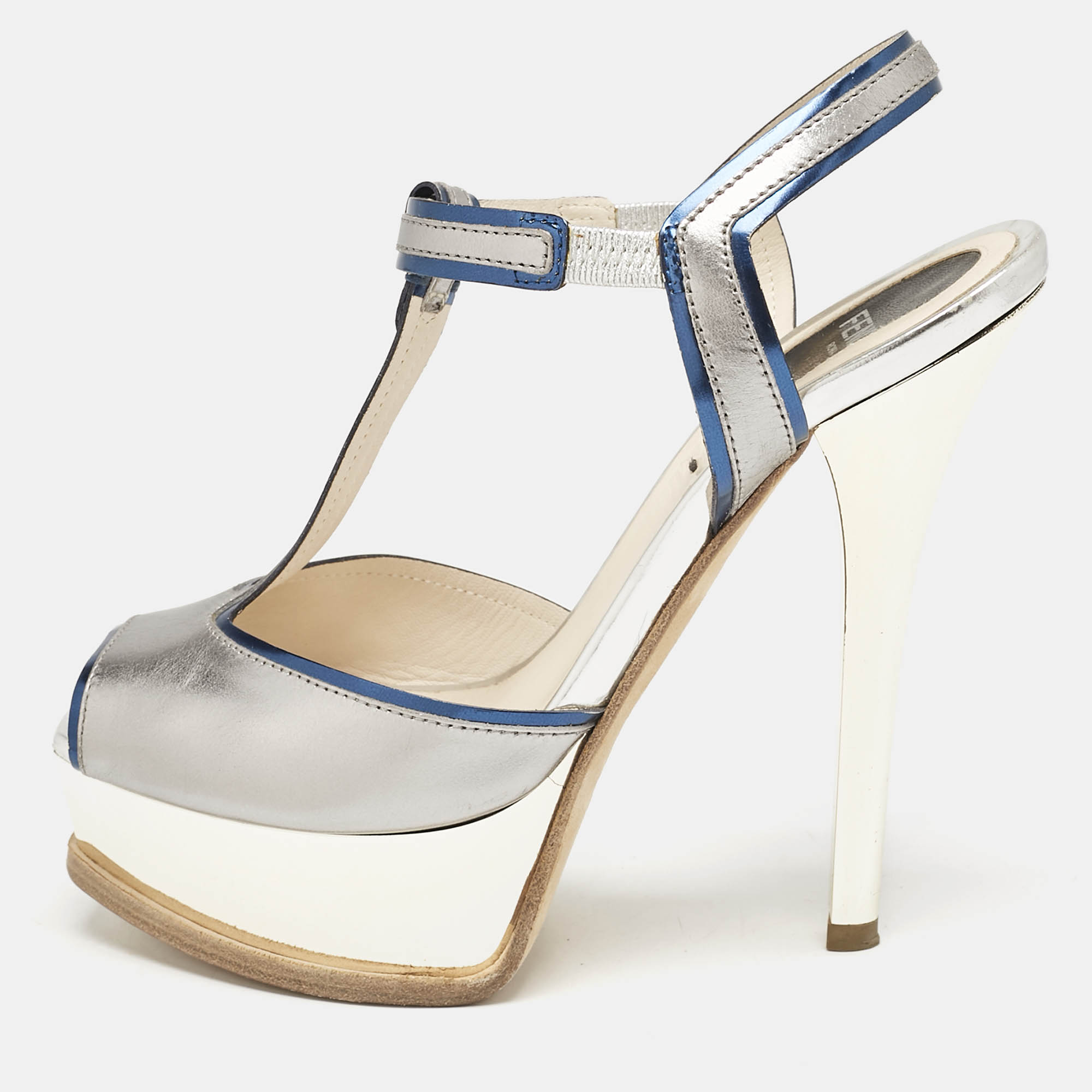 Fendi Metallic Multicolor Leather Fendista Platform Sandals Size
Fendi Metallic Multicolor Leather Fendista Platform Sandals Size