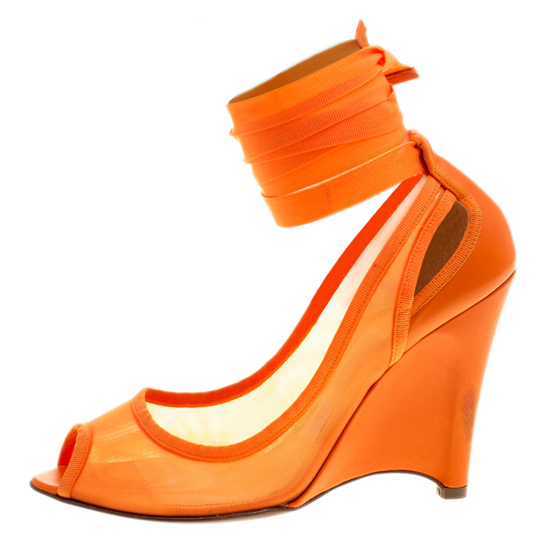 Fendi Orange Mesh And Leather Ankle Wrap Cut Out Wedge Pumps Size
Fendi Orange Mesh And Leather Ankle Wrap Cut Out Wedge Pumps Size
