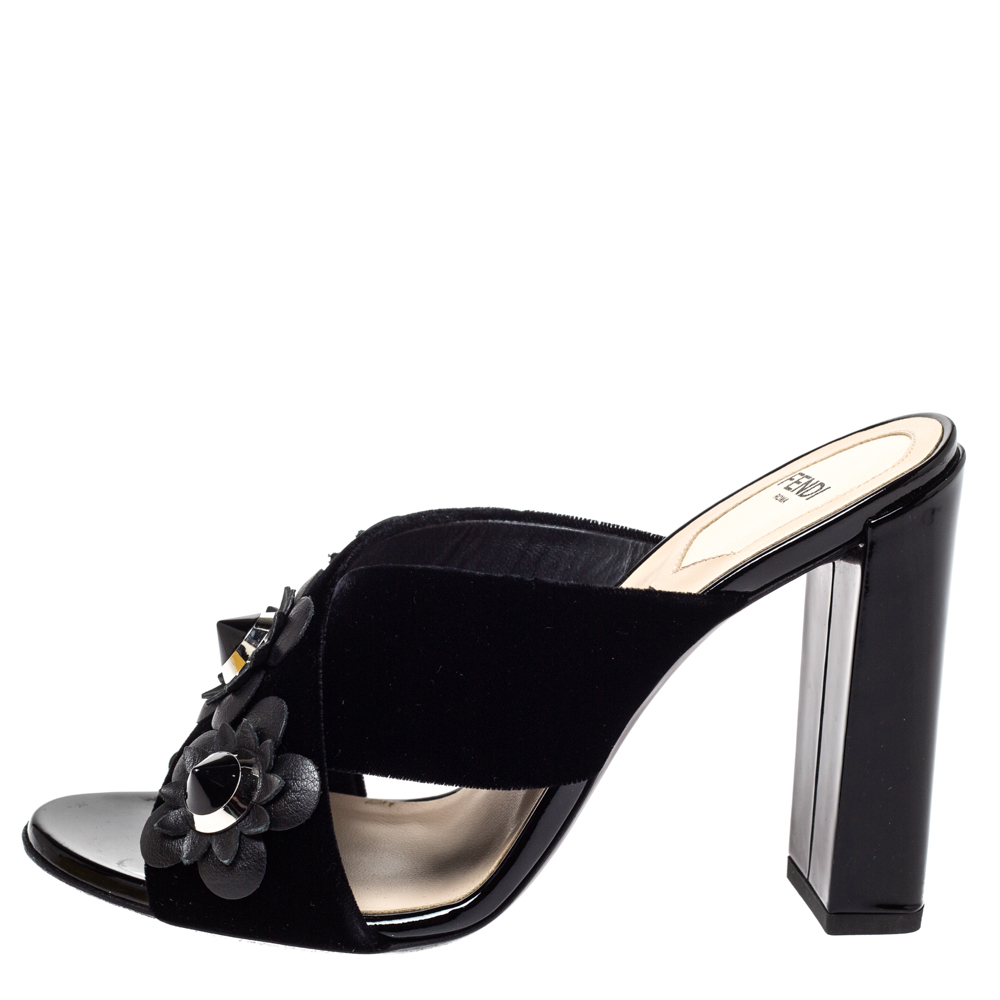 Fendi Black Velvet and Patent Leather Floral Applique Crisscross Sandals Size
Fendi Black Velvet and Patent Leather Floral Applique Crisscross Sandals Size