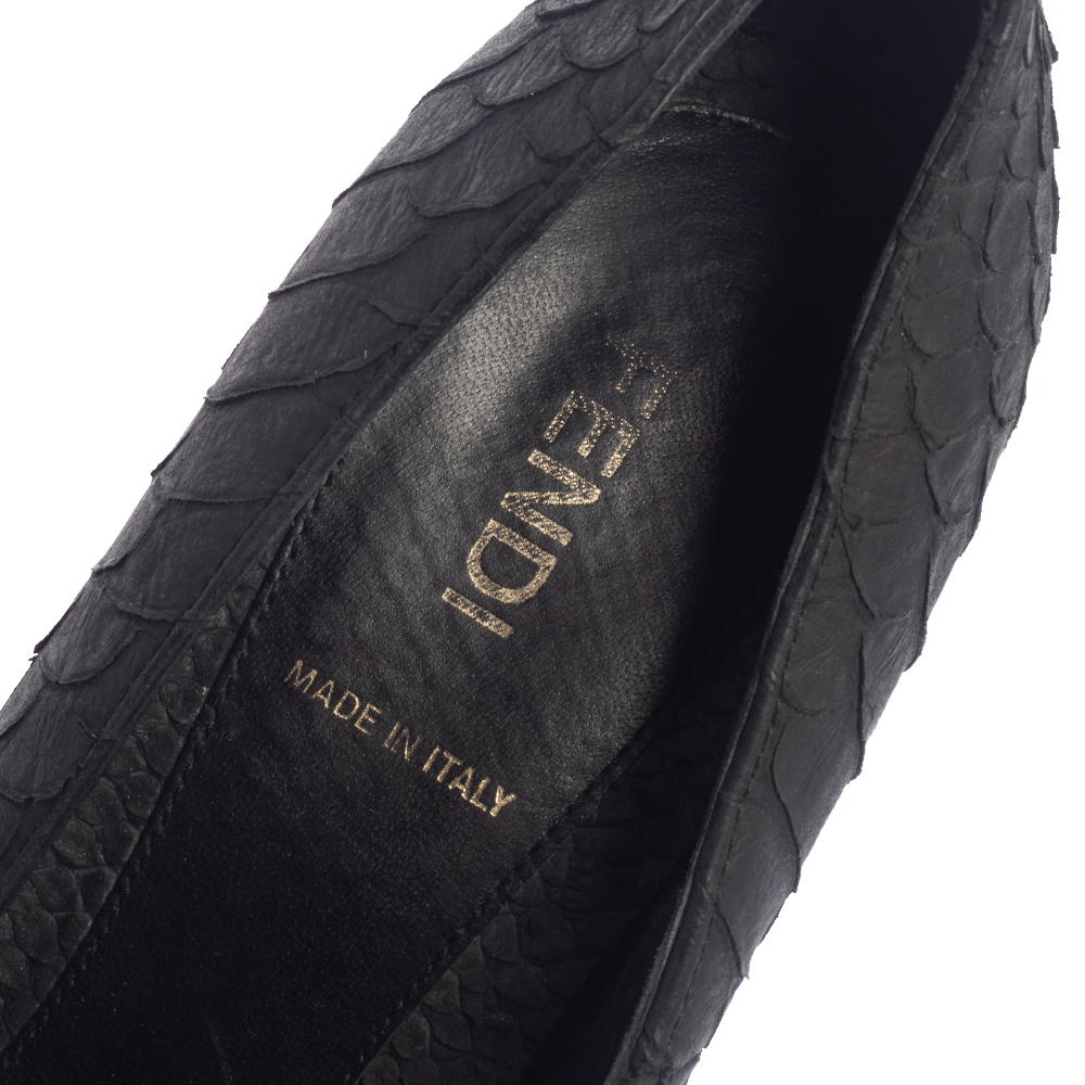 Fendi Black Python Embossed Leather Zucca Print Heel Pumps Size 37