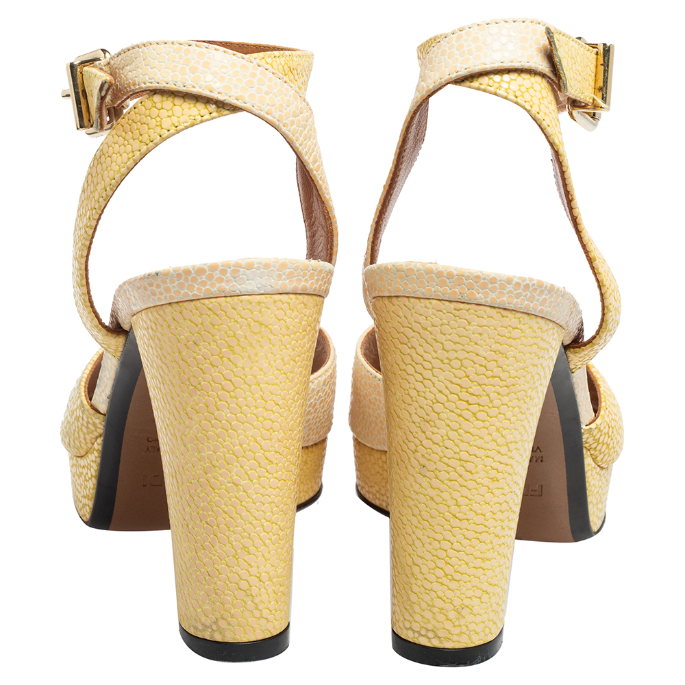 Fendi Beige/White Leather Ankle Strap Peep Toe Sandals Size 36
