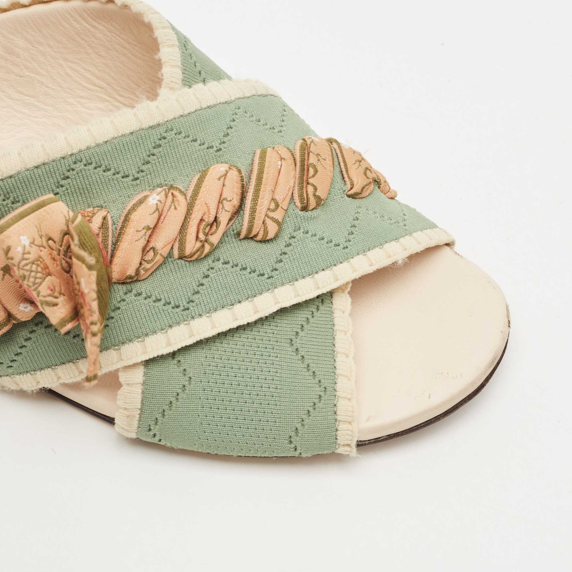 Fendi Beige/Green Fabric Crisscross Bow Flat Slides Size 38
