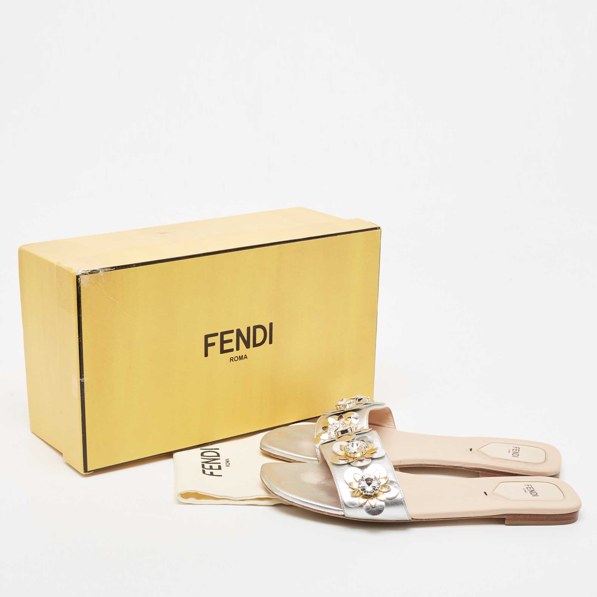 Fendi Silver Leather Flowerland Flat Slides Size 40.5
