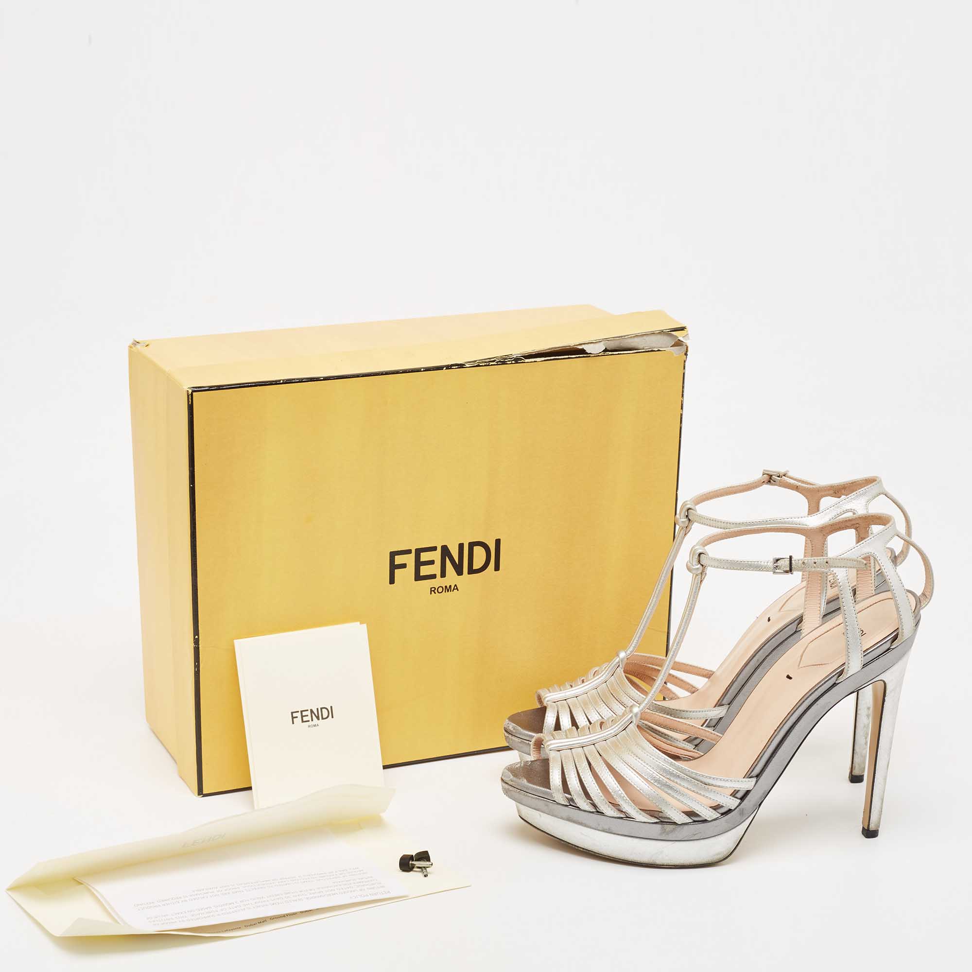 Fendi Silver Leather Strappy T Strap Platform Sandals Size 41