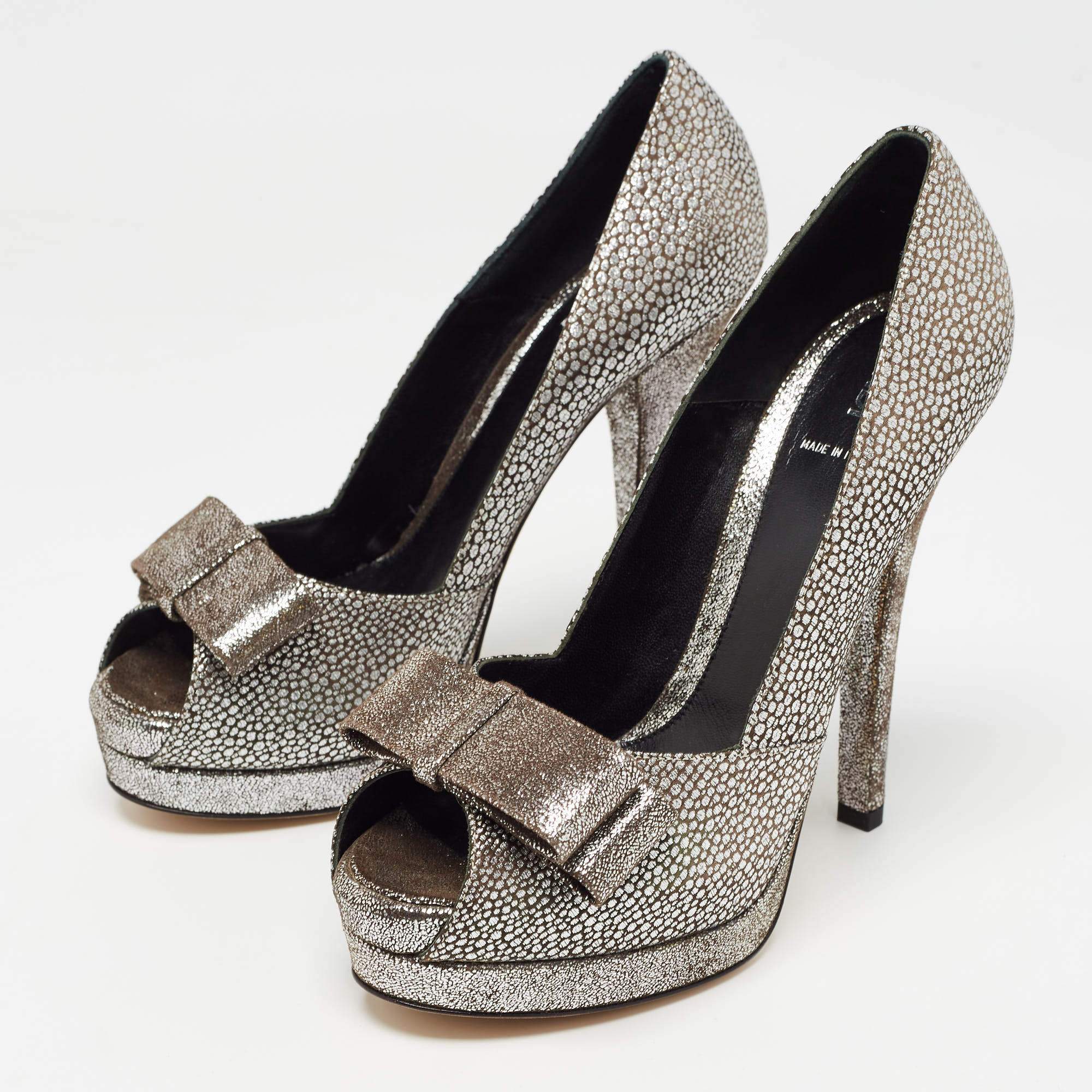 Fendi Silver/Grey Brocade Fabric And Suede Bow Open Toe Platform Pumps Size 40