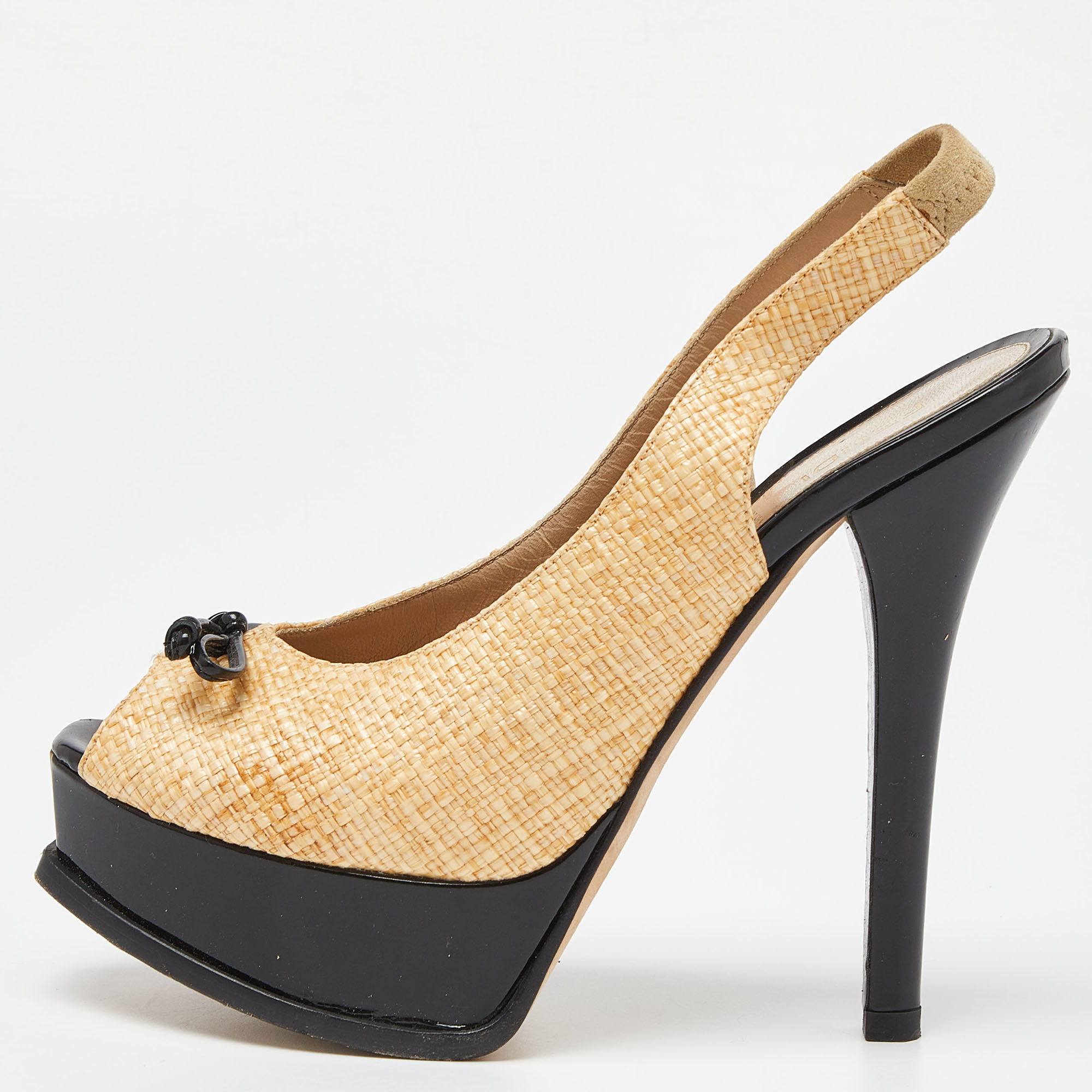 Fendi yellow beige/black woven raffia and patent leather fendista bow slingback pumps size 37