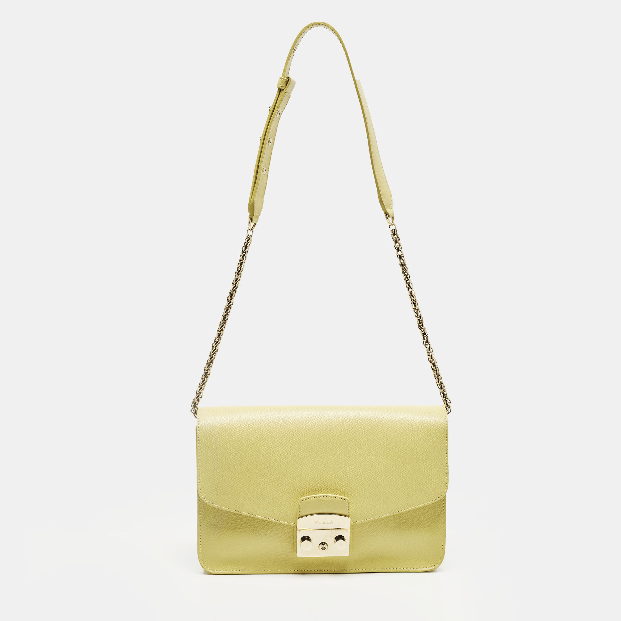 Furla Metropolis Yellow Leather Shoulder Bag
Furla Metropolis Yellow Leather Shoulder Bag