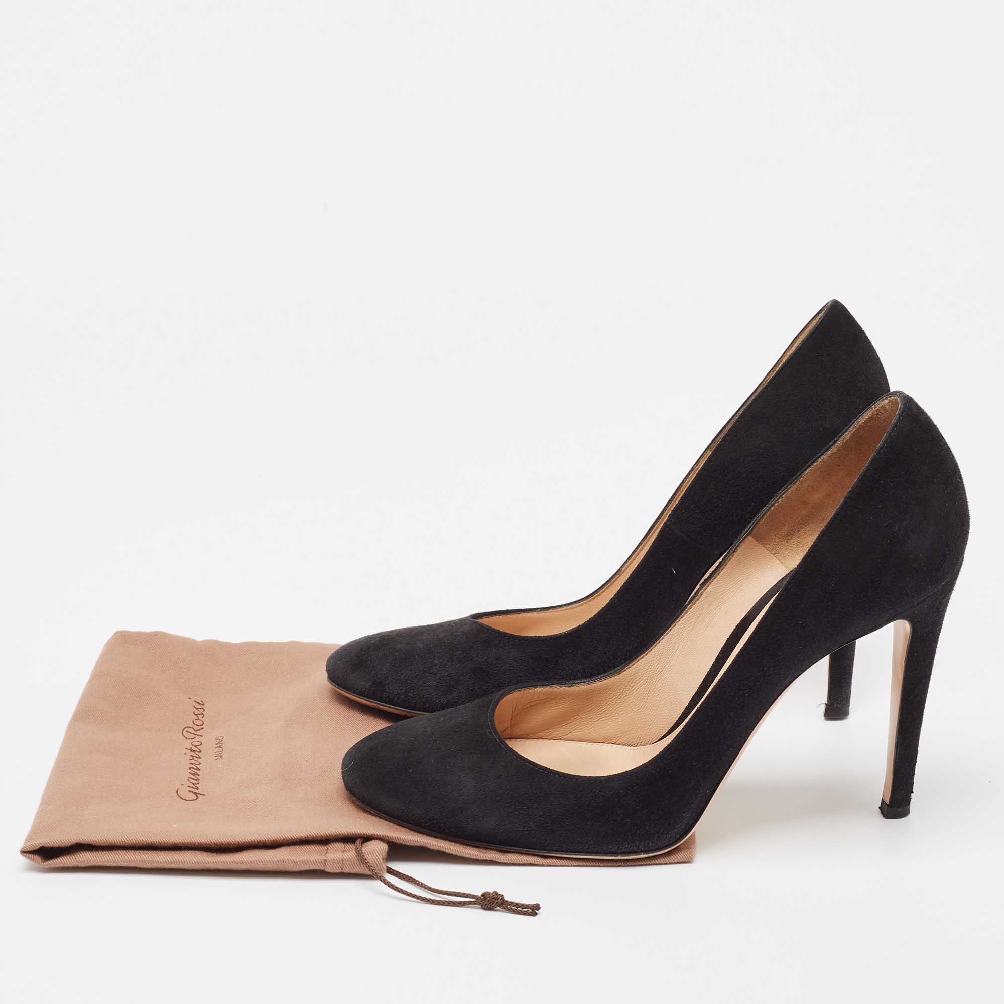 Gianvito Rossi Black Suede Roma Pumps Size 39.5