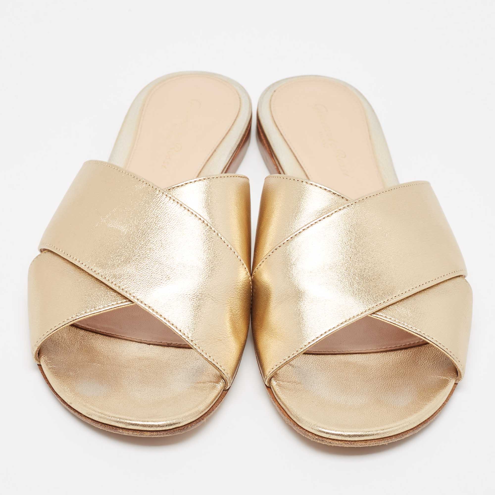 Gianvito Rossi Gold Leather Flat Slides Size 38.5