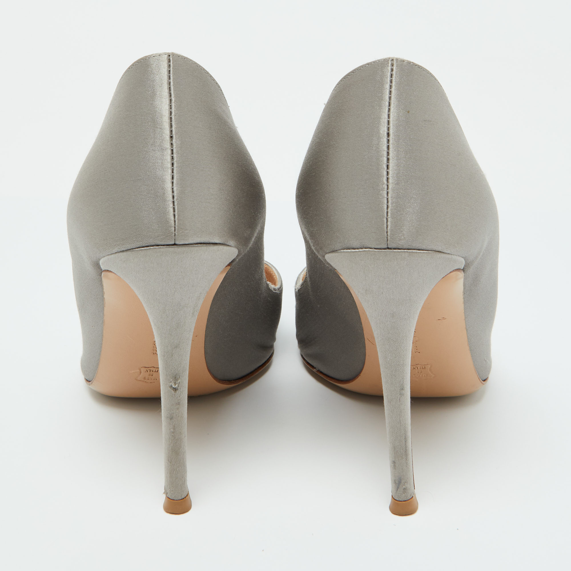 Gianvito Rossi Grey Satin Pointed Toe Pumps Size 38