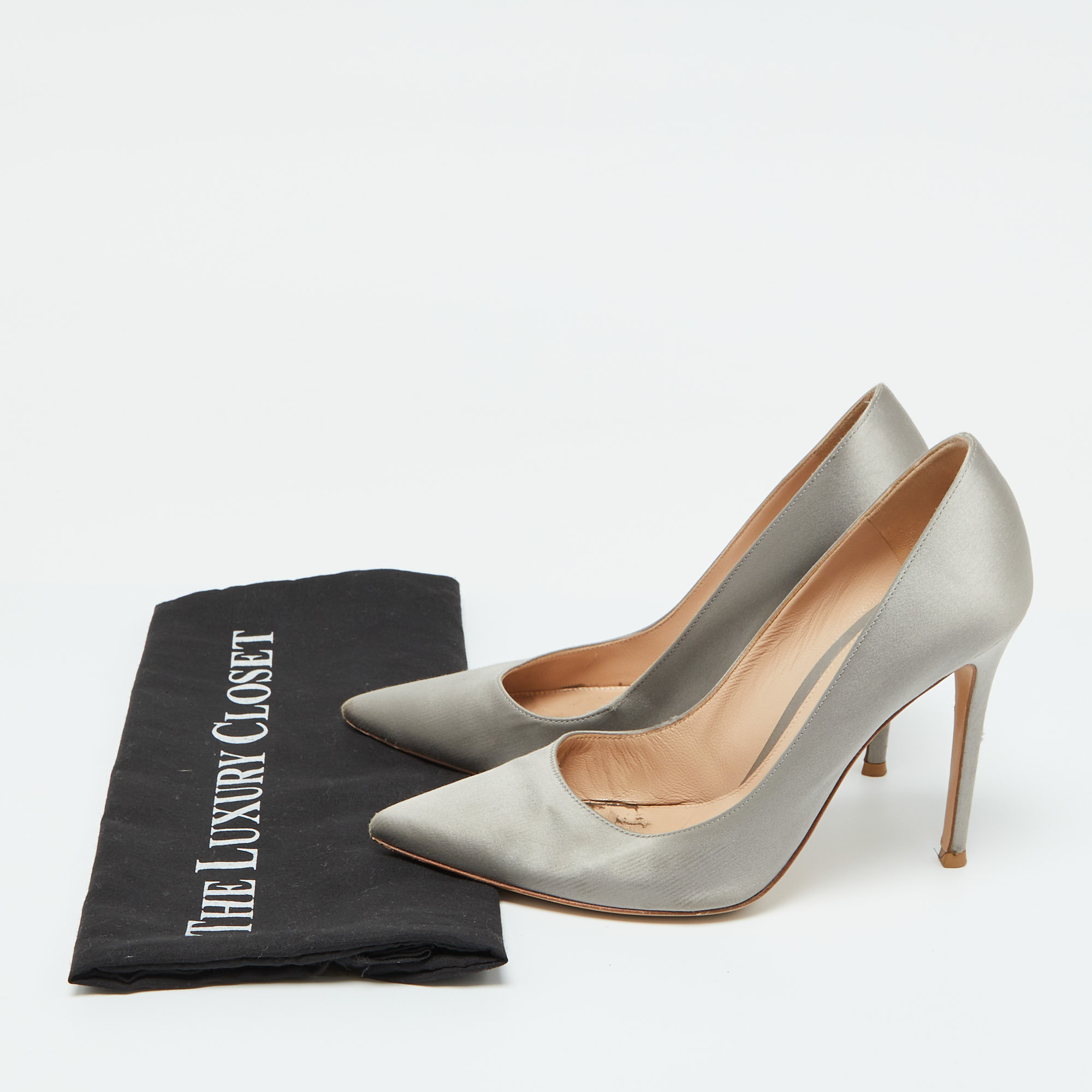 Gianvito Rossi Grey Satin Pointed Toe Pumps Size 38