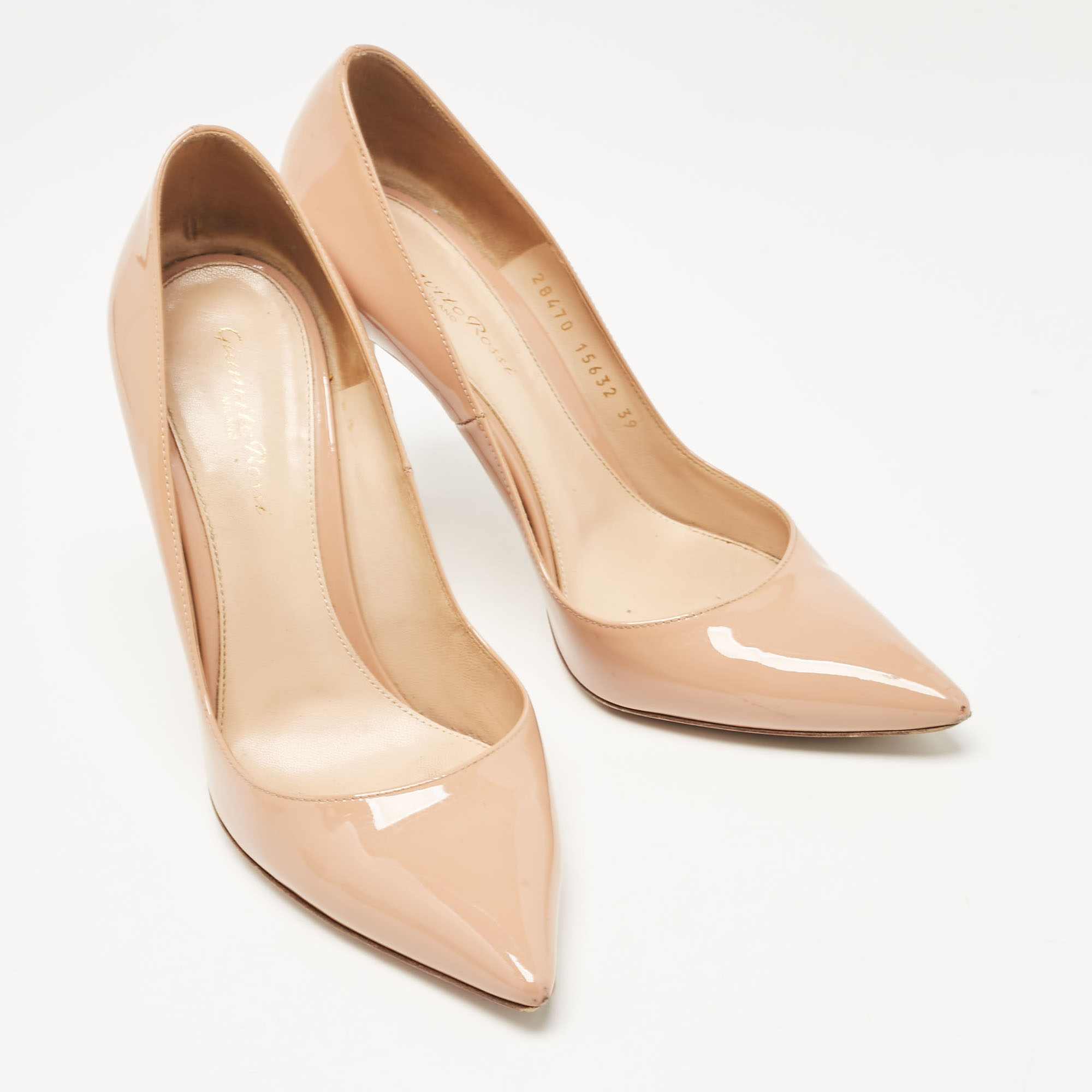 Gianvito Rossi Beige Patent Leather Gianvito Pumps Size 39