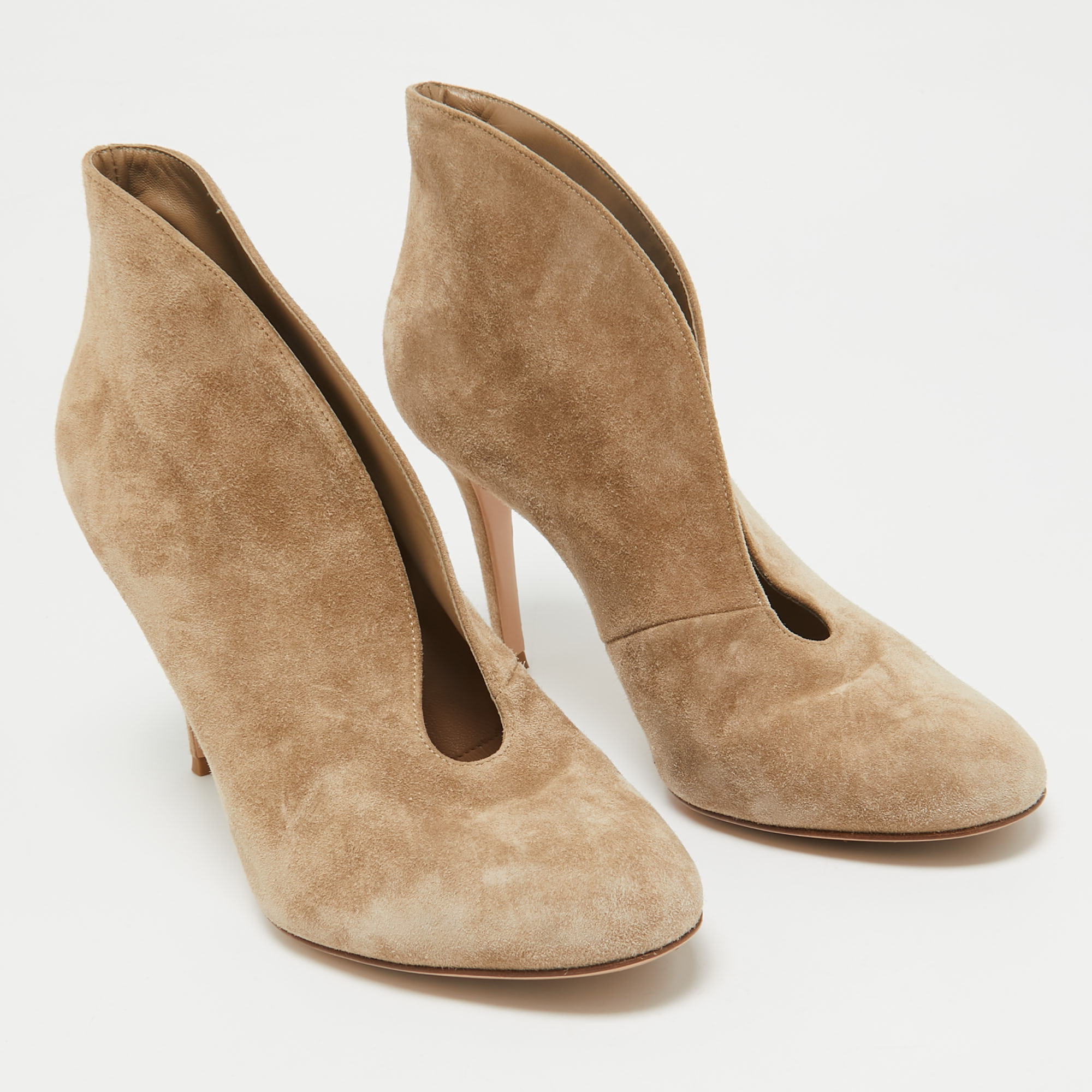 Gianvito Rossi Beige Suede Vamp Booties Size 39