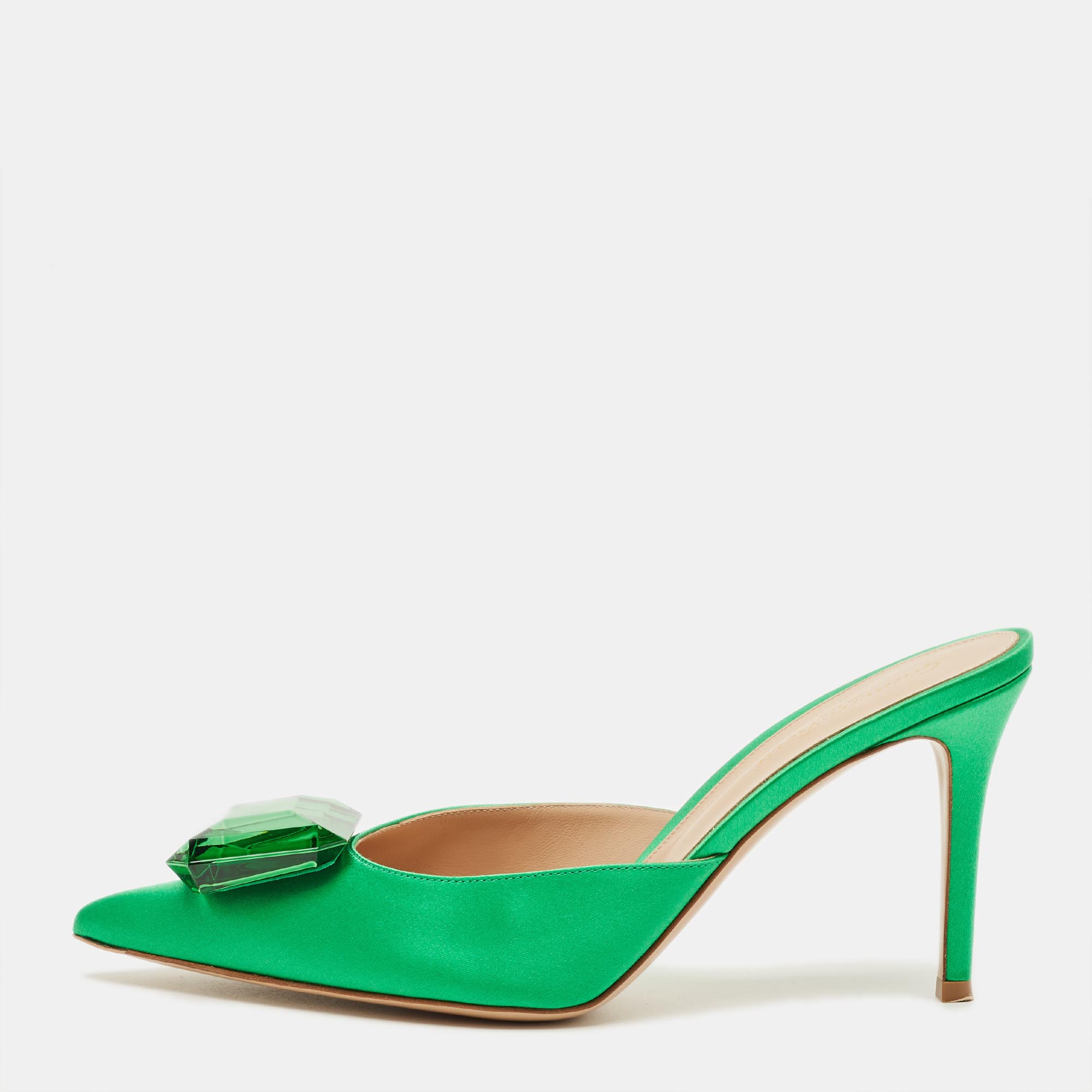 Gianvito Rossi Jaipur Green Satin Mules Size
Gianvito Rossi Jaipur Green Satin Mules Size
