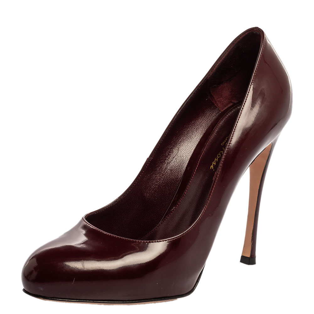 Gianvito Rossi Burgundy Patent Leather Round Toe Pumps Size 39.5