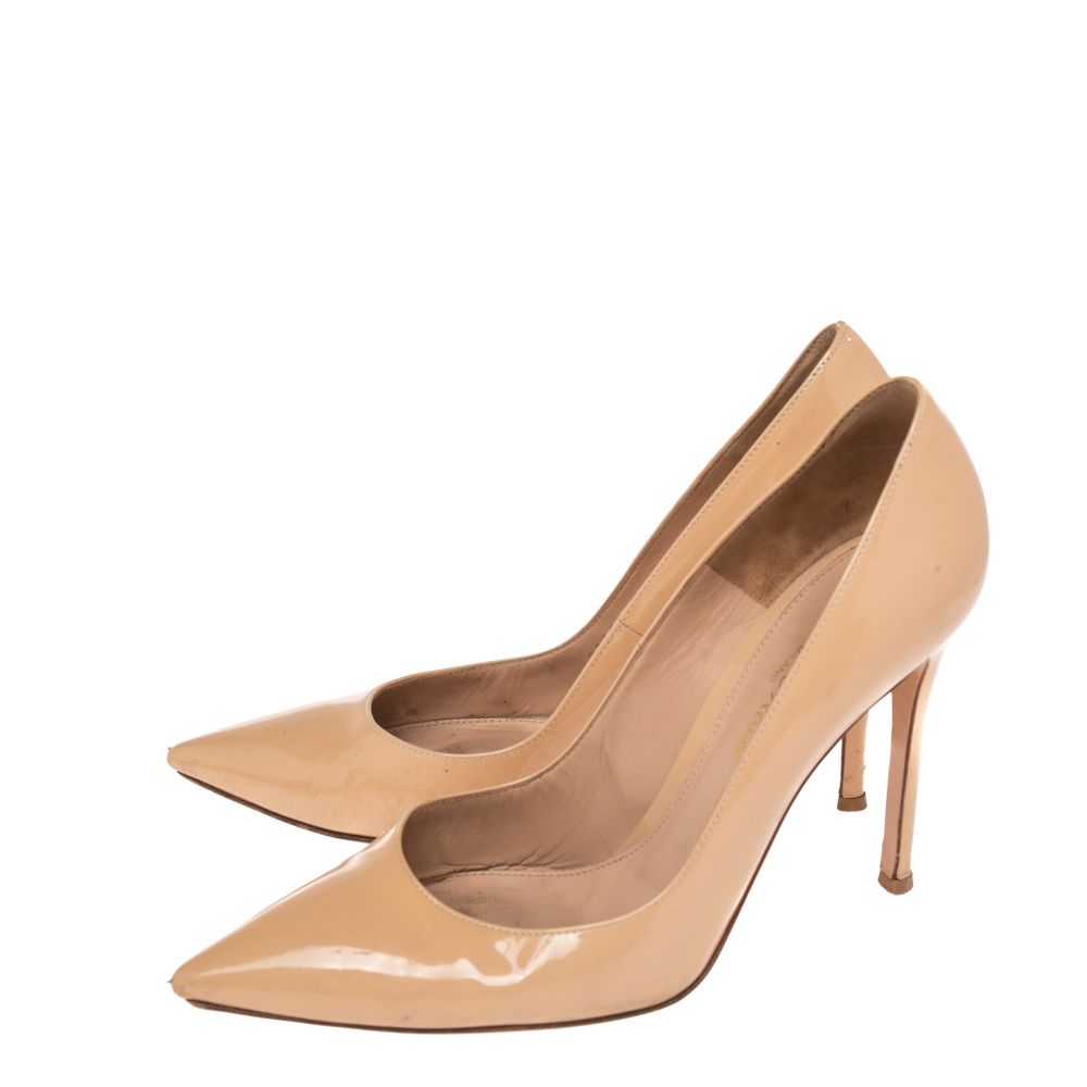 Gianvito Rossi Beige Patent Leather Pointed Toe Pumps Size 37