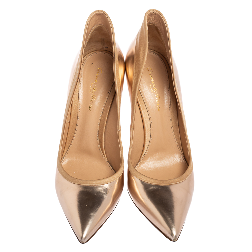 Gianvito Rossi Rose Gold/Beige Leather And Suede Pointed Toe Pumps Size 39