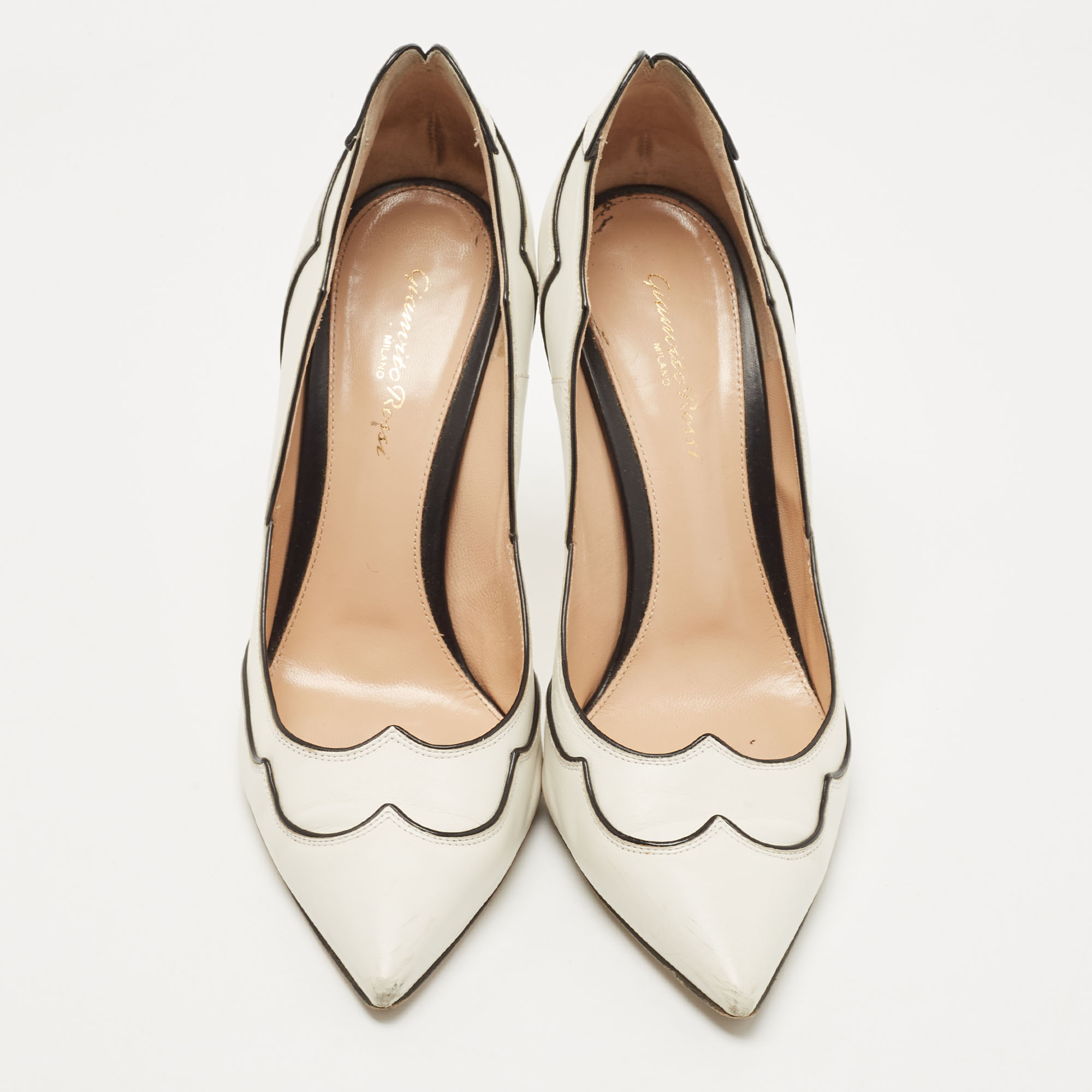 Gianvito Rossi White/Black Scalloped Leather Pointed Toe Pumps Size 40