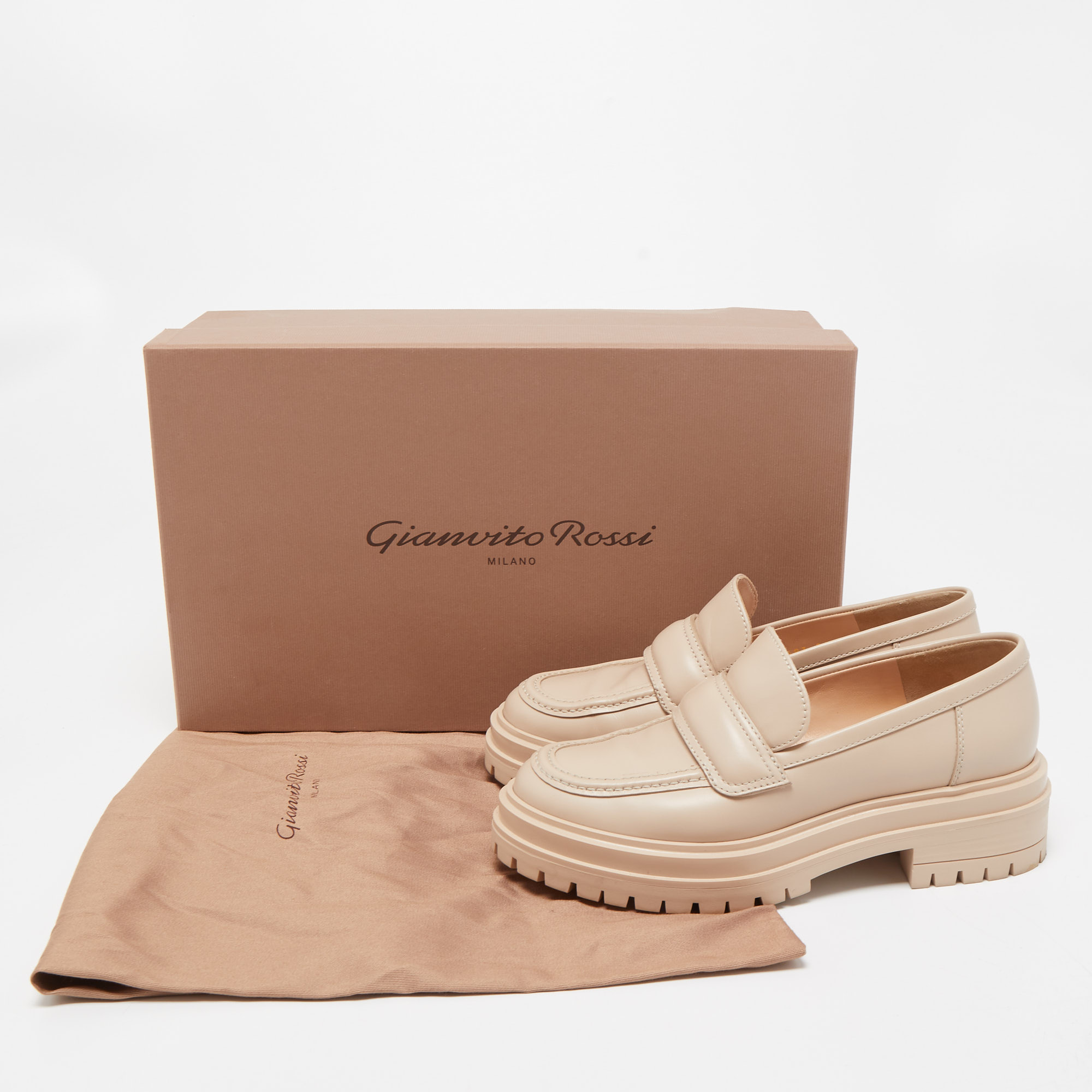 Gianvito Rossi Beige Leather Argo Loafers Size 35.5