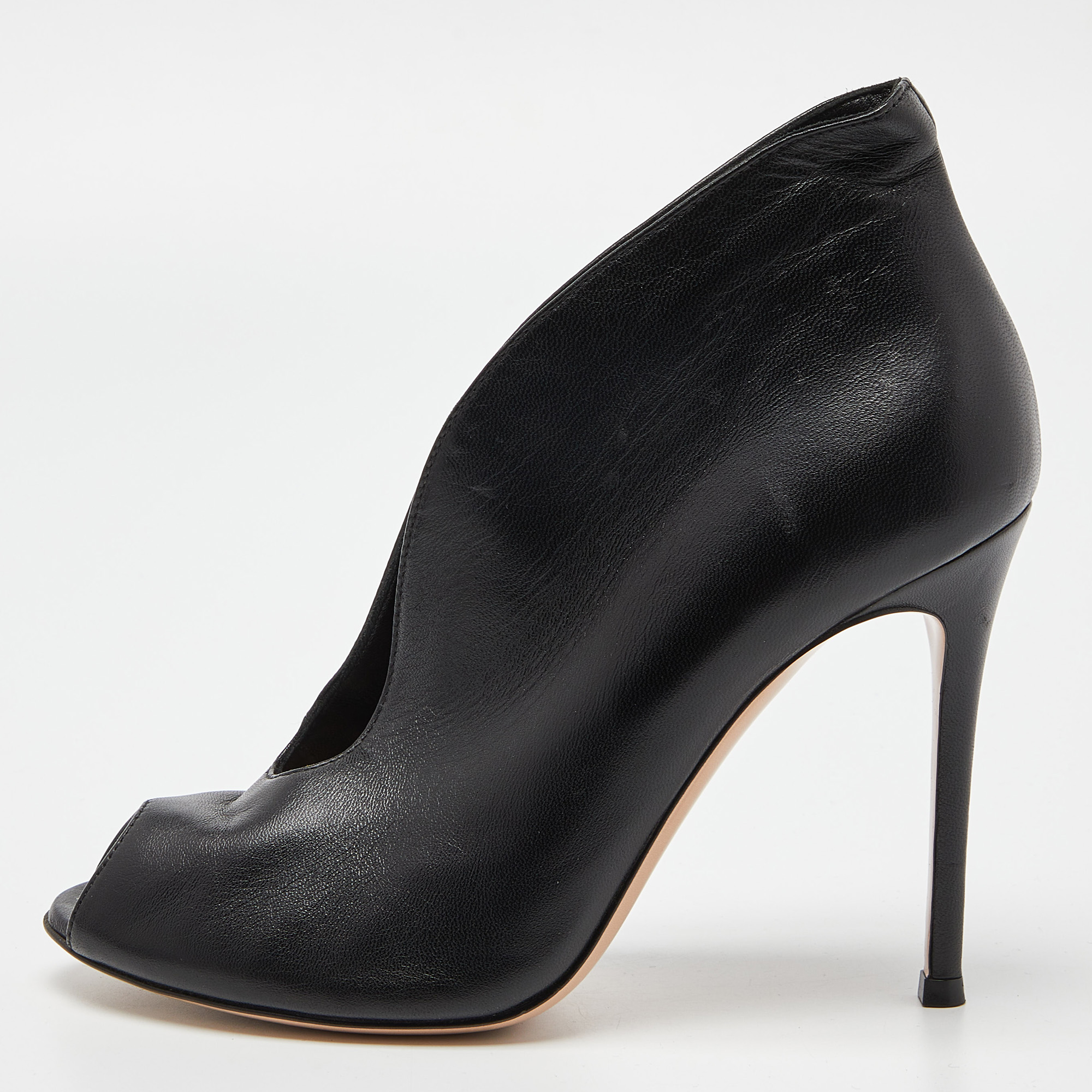 Gianvito rossi black leather vamp peep toe booties size 38