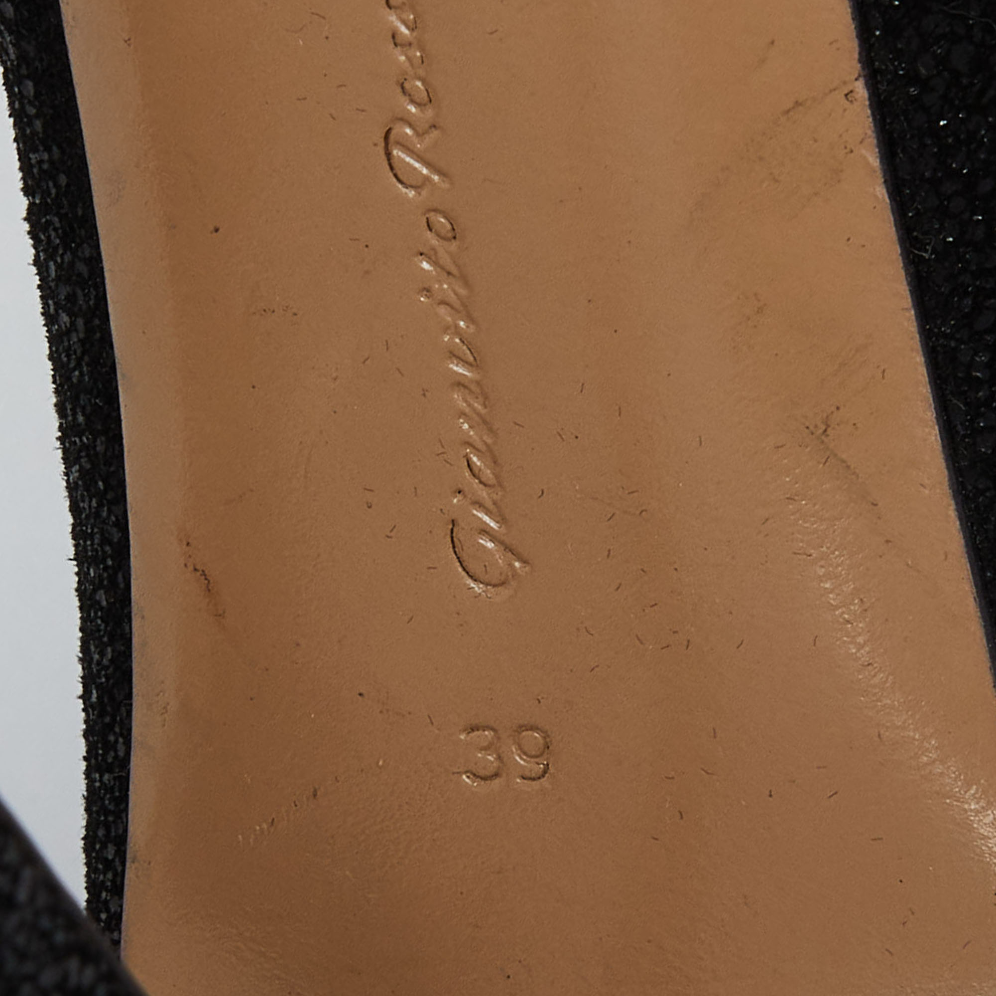 Gianvito Rossi Black Textured Suede Vamp Peep Toe Booties Size 39