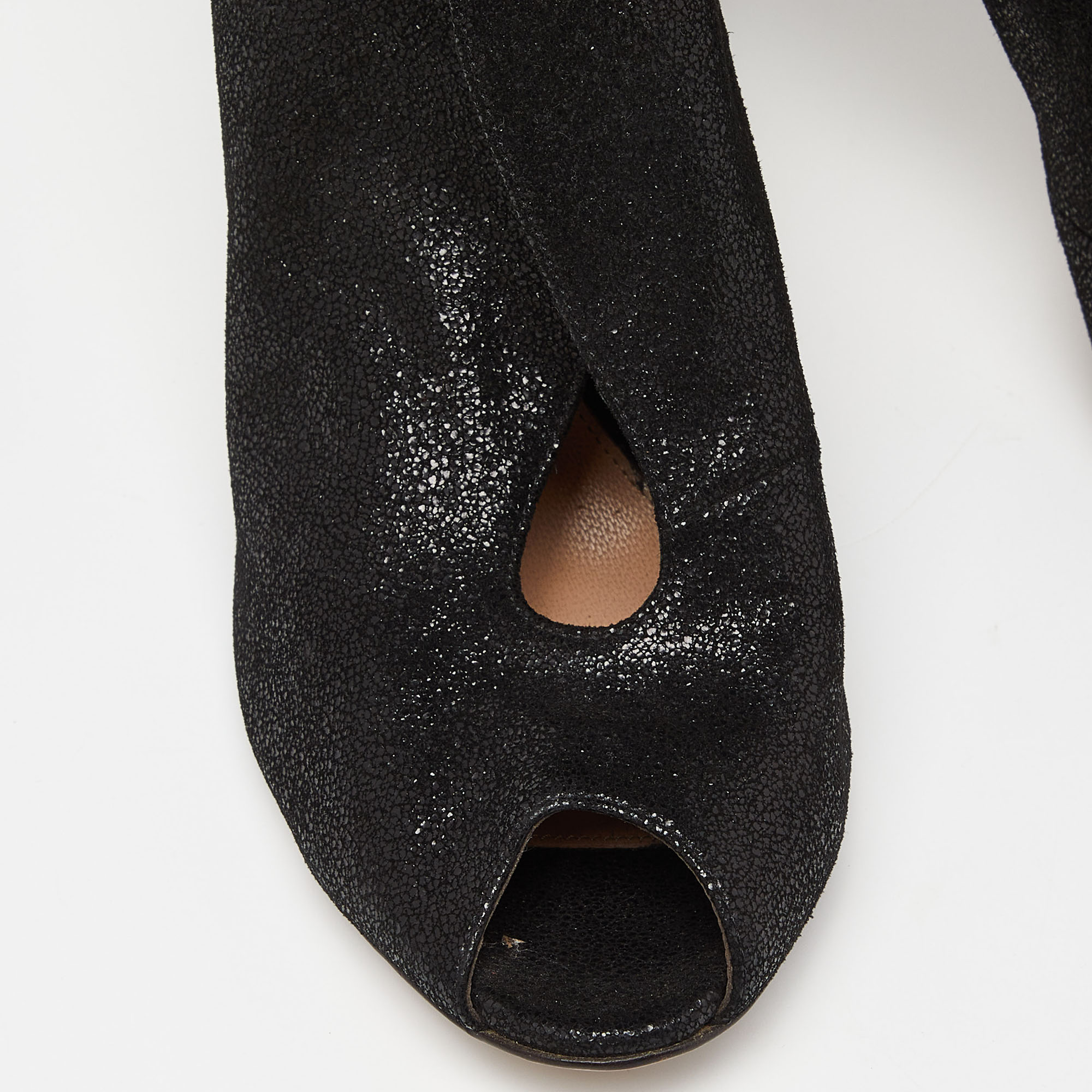 Gianvito Rossi Black Textured Suede Vamp Peep Toe Booties Size 39
