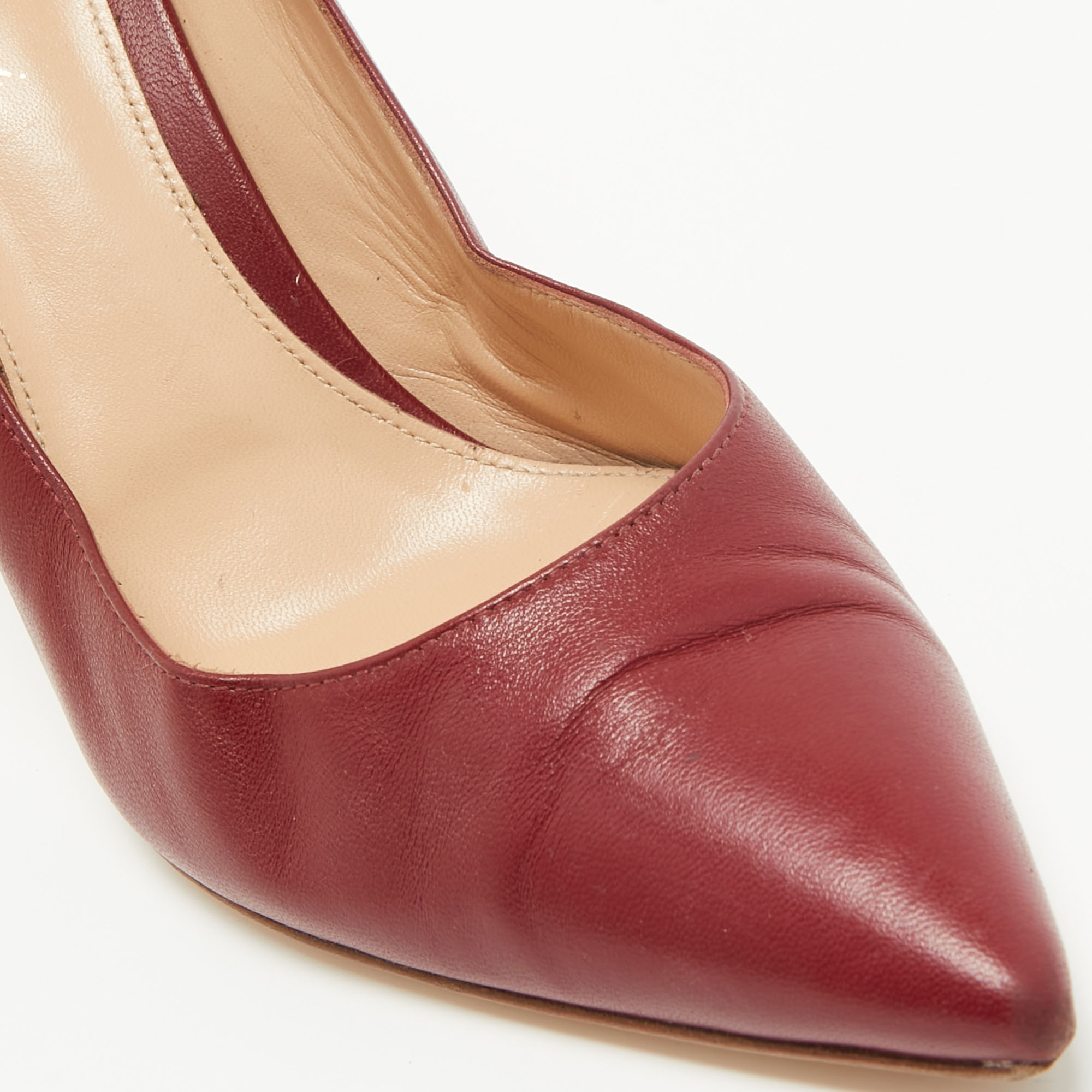 Gianvito Rossi Burgundy Leather Pointed Toe Pumps Size 40