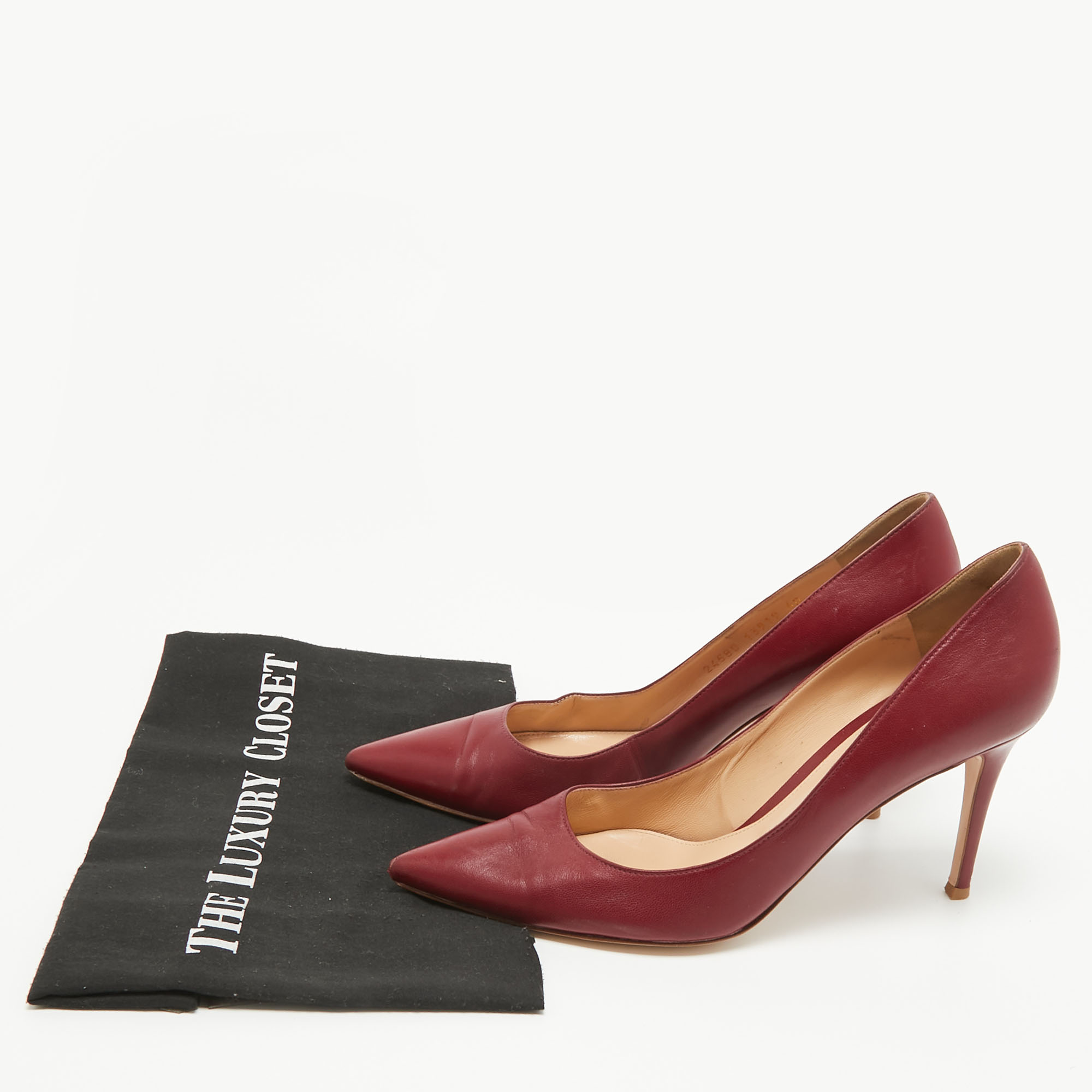 Gianvito Rossi Burgundy Leather Pointed Toe Pumps Size 40