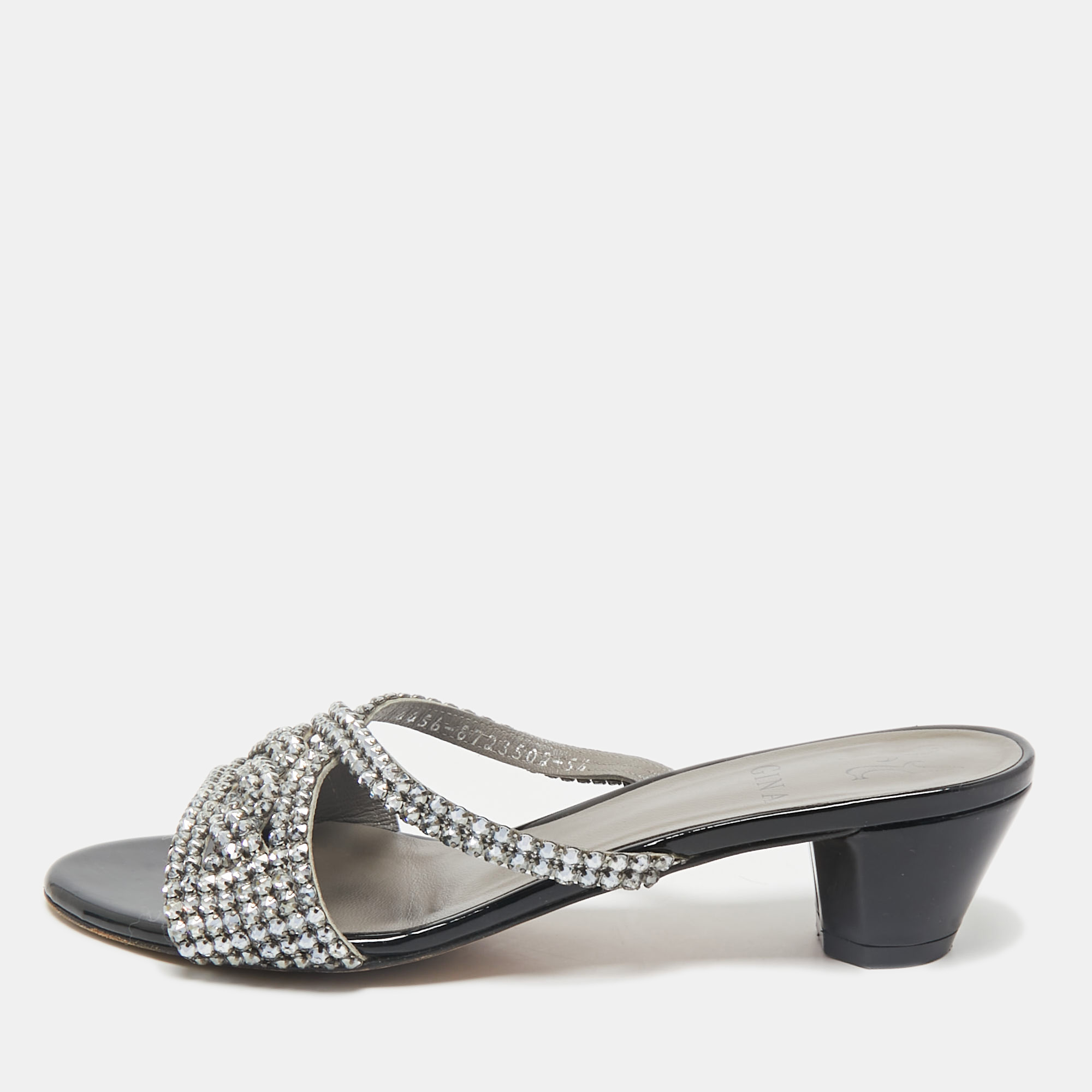 Gina Silver Leather Crystal Embellished Slide Sandals Size 38.5
Gina Silver Leather Crystal Embellished Slide Sandals Size 38.5