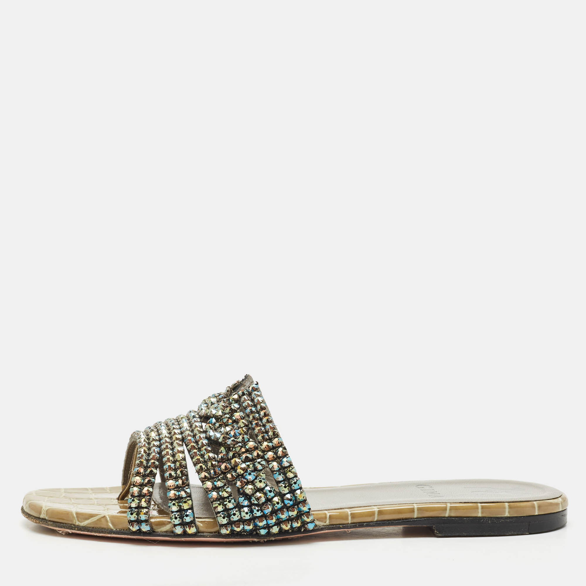 Gina Khaki Leather Crystal Embellished Loren Thong Flats Size 37, Green
Gina Khaki Leather Crystal Embellished Loren Thong Flats Size 37, Green