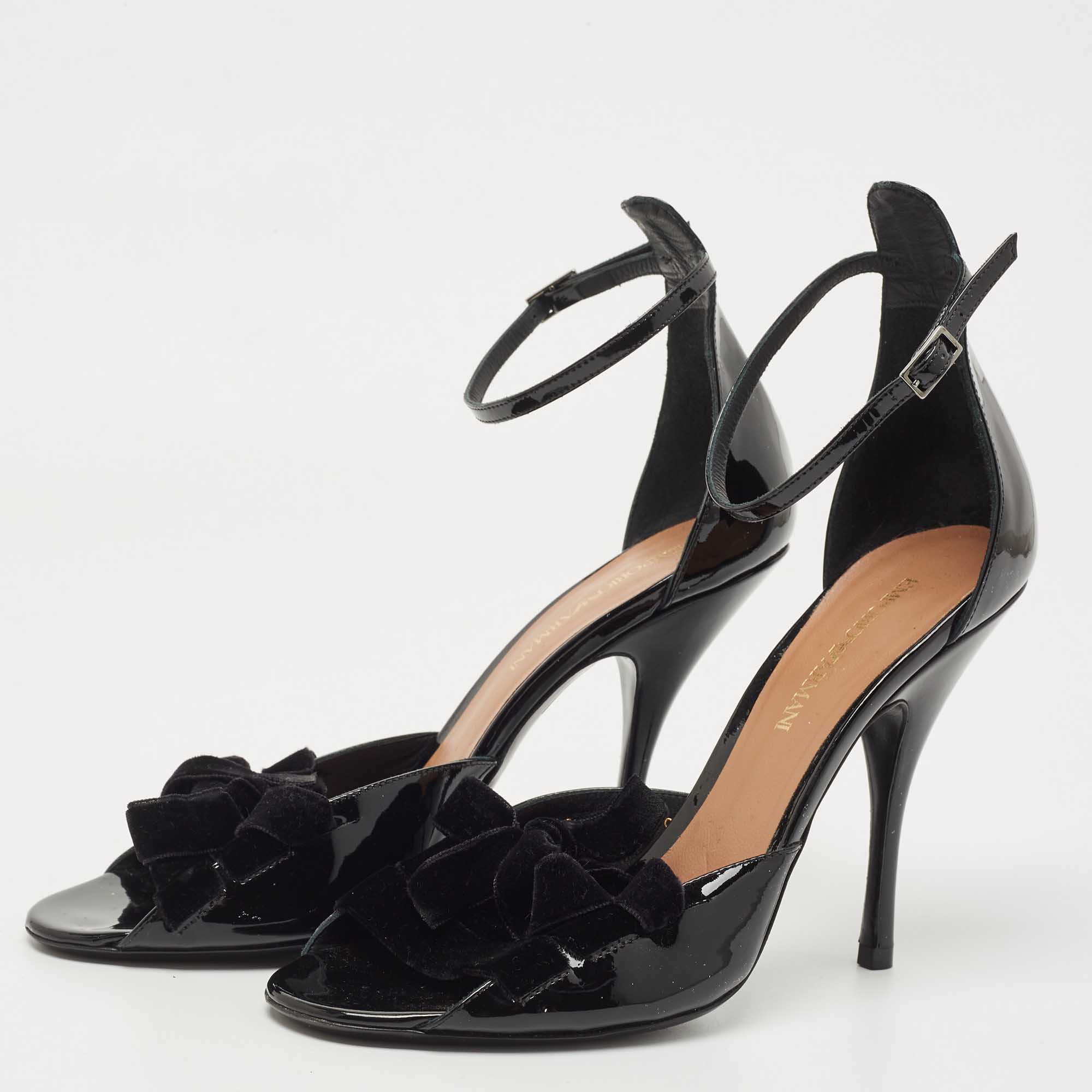 

Giorgio Armani Black Velvet and Patent Leather Ankle Strap Sandals Size