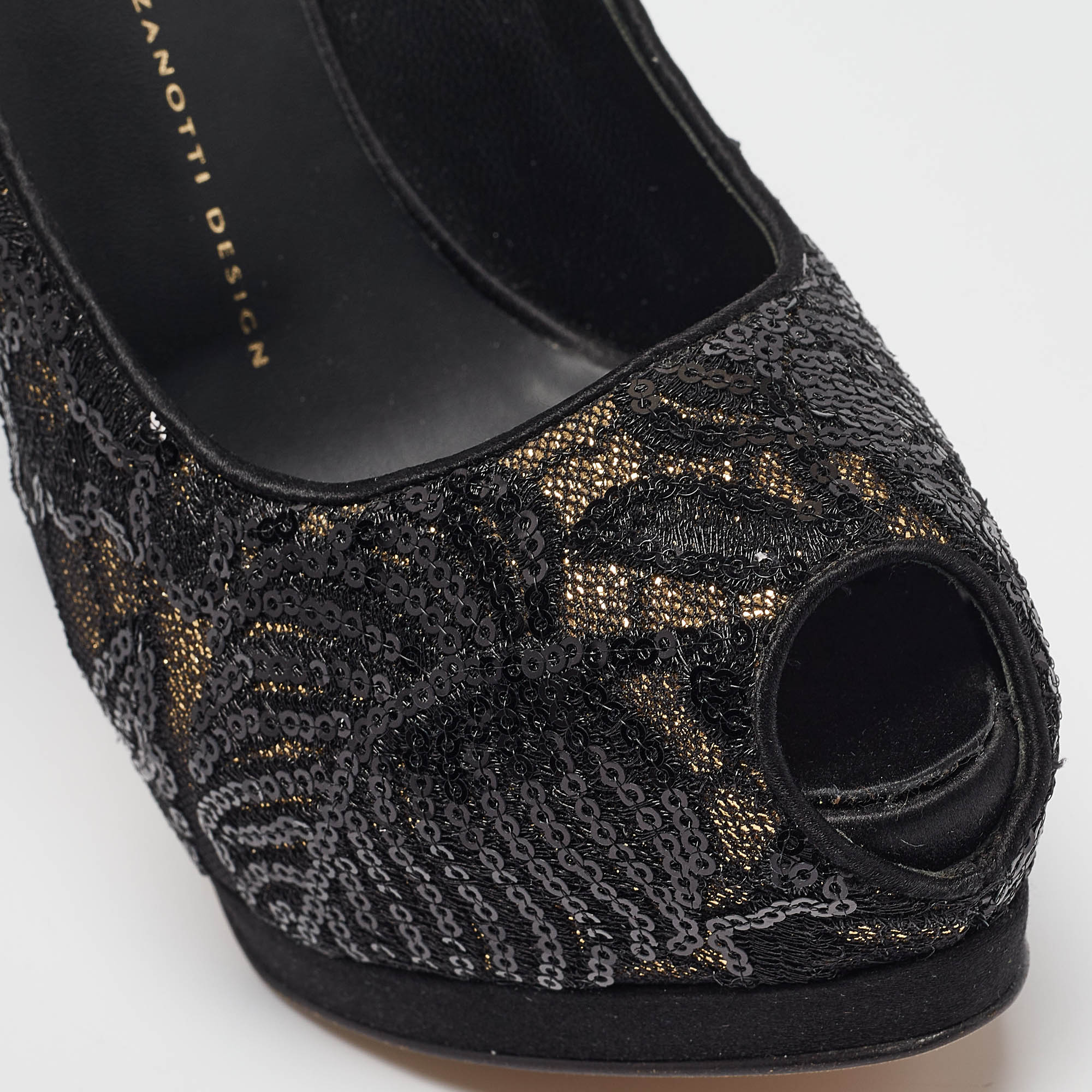 Giuseppe Zanotti Black/Gold Lace And Sequins Sharon Platform Pumps 39.5