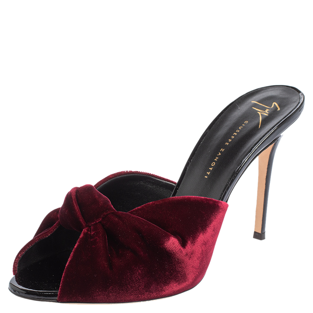 Giuseppe Zanotti Burgundy Velvet Knot Open Toe Sandals Size 40.5