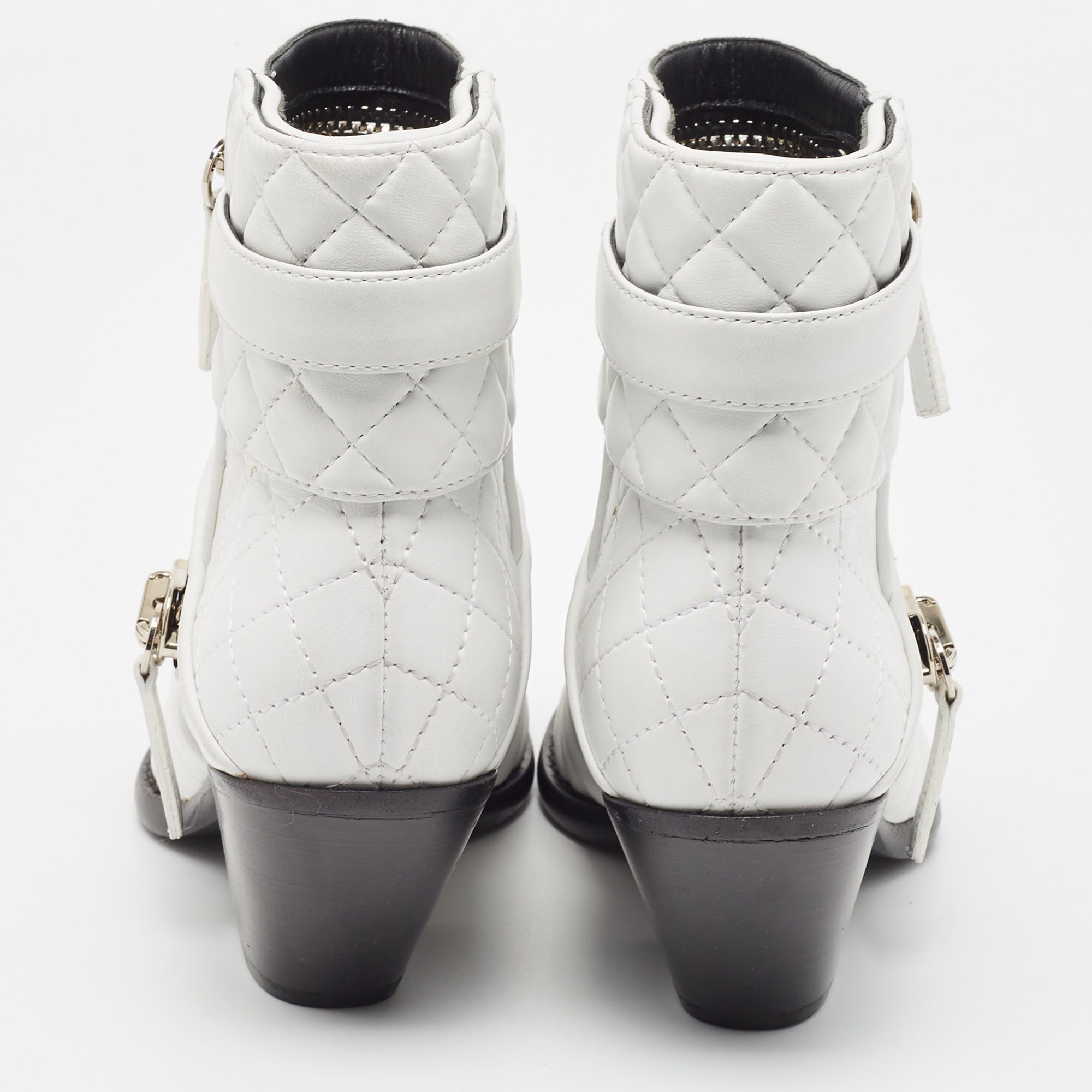 Giuseppe Zanotti White Quilted Leather Ankle Boots Size 37.5