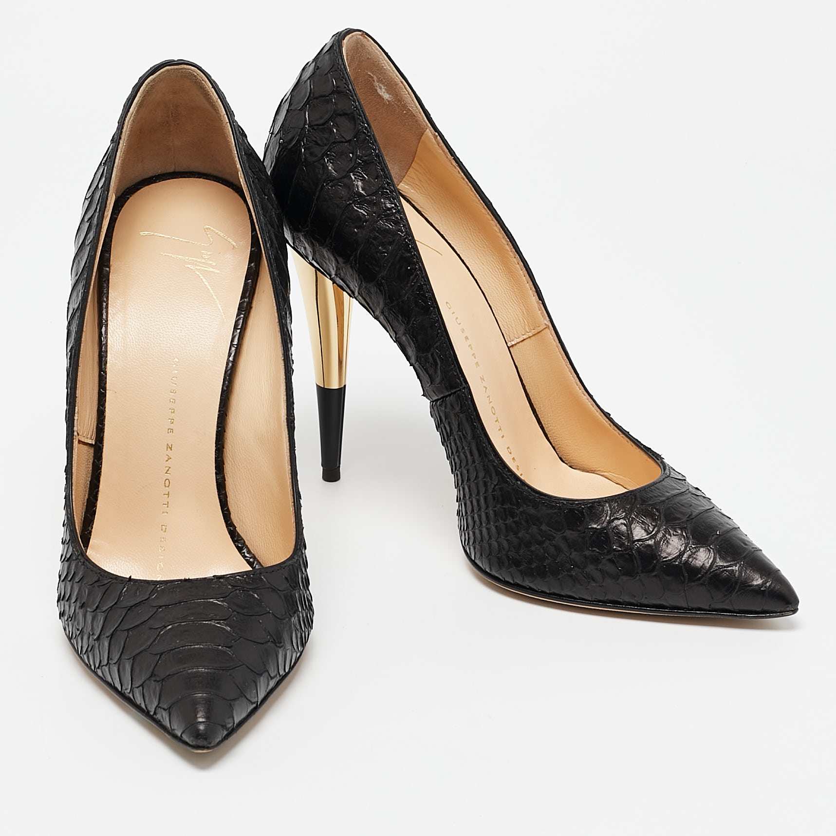 Giuseppe Zanotti Black Python Embossed Leather Pumps Size 35