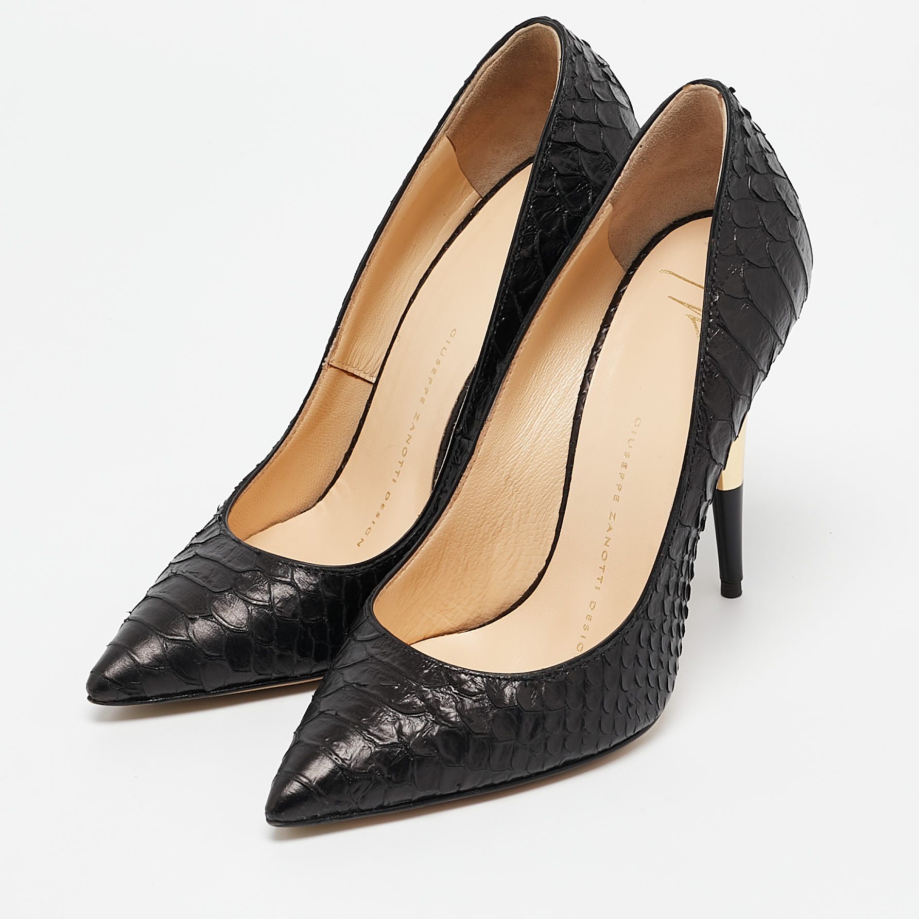 Giuseppe Zanotti Black Python Embossed Leather Pumps Size 35