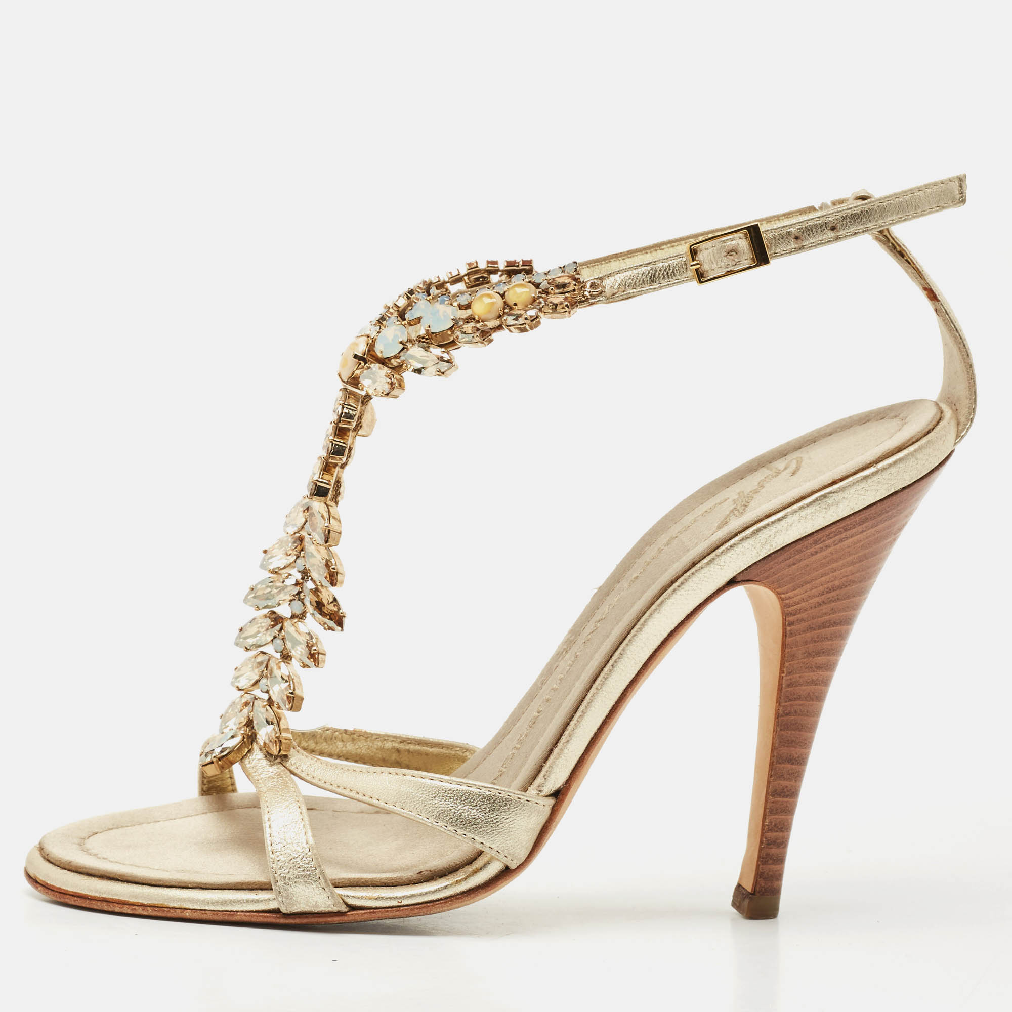 Giuseppe Zanotti Light Gold Leather Crystals Embellished Ankle Strap Sandals Size
Giuseppe Zanotti Light Gold Leather Crystals Embellished Ankle Strap Sandals Size