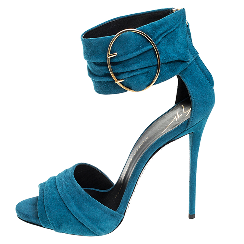 Giuseppe Zanotti Teal Suede Peep Toe Ringed Ankle Strap Sandals Size, Green
Giuseppe Zanotti Teal Suede Peep Toe Ringed Ankle Strap Sandals Size, Green