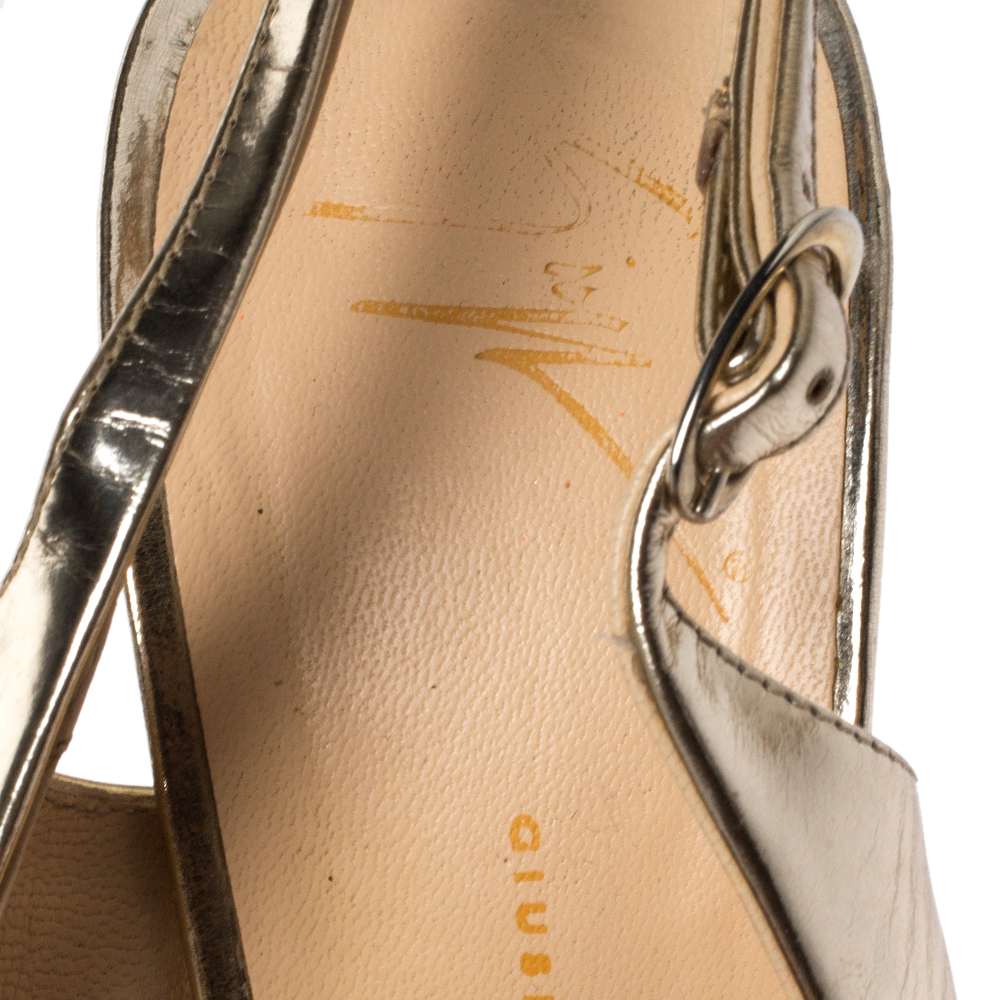 Giuseppe Zanotti Metallic Gold Leather Bow Embellished Platform Slingback Sandals Size 40