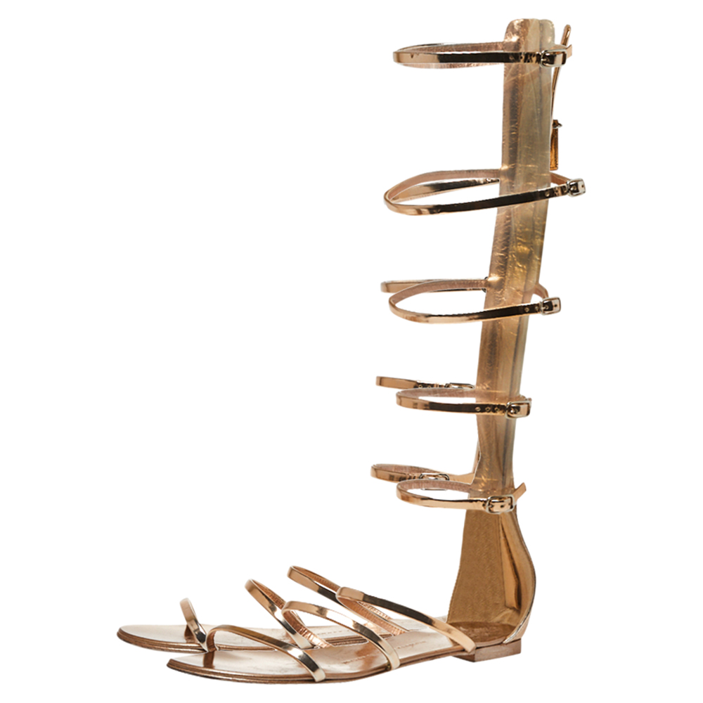 Giuseppe Zanotti Rose Gold Patent Leather Rylee Gladiator Flat Sandals Size 38.5