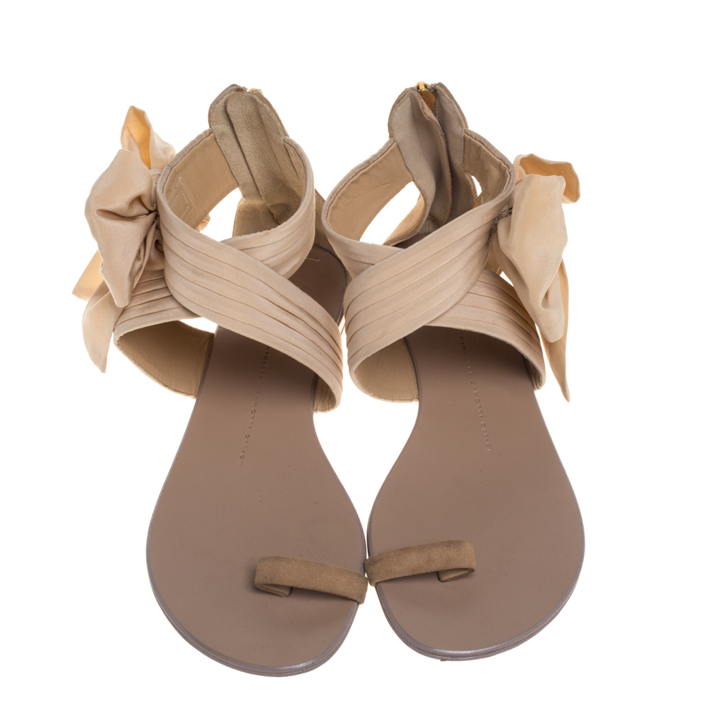 Giuseppe Zanotti Beige Fabric And Suede Flat Sandals Size 39