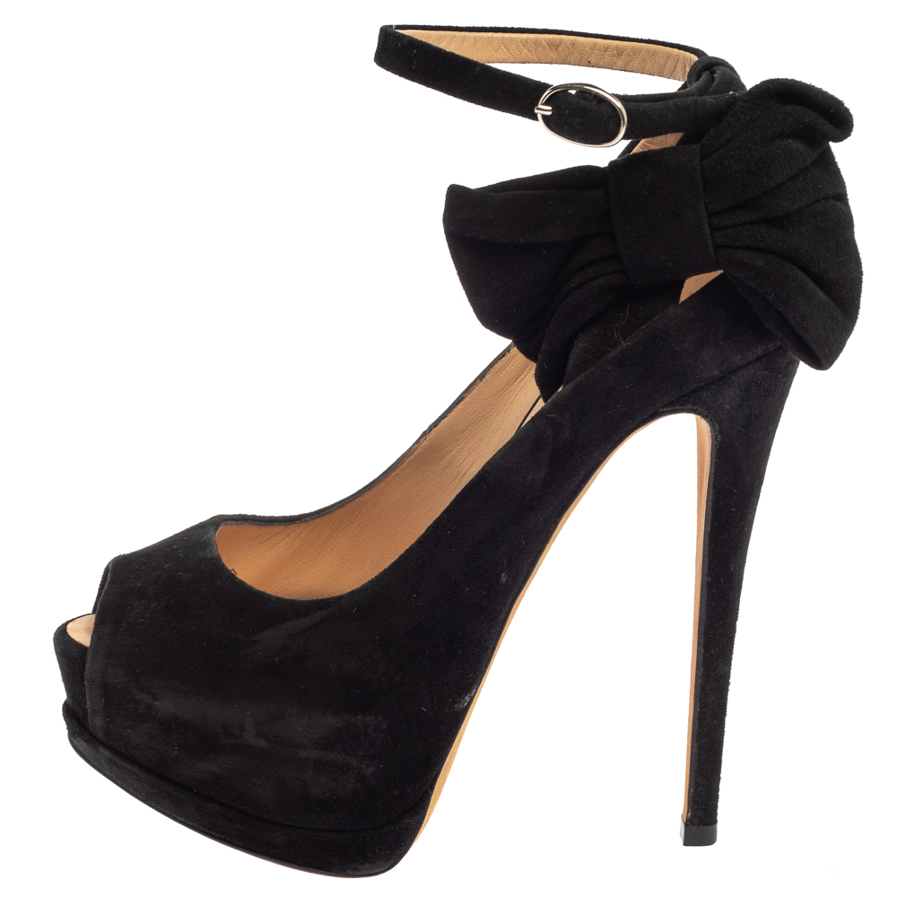 Giuseppe Zanotti Black Suede Bow Peep Toe Platform Ankle Strap Pumps Size
Giuseppe Zanotti Black Suede Bow Peep Toe Platform Ankle Strap Pumps Size
