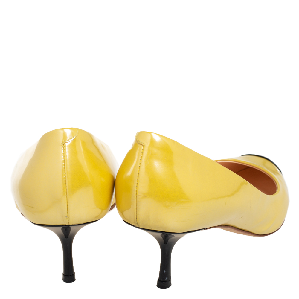 Giuseppe Zanotti Yellow/Black Patent Leather Cap Toe Pumps Size 38