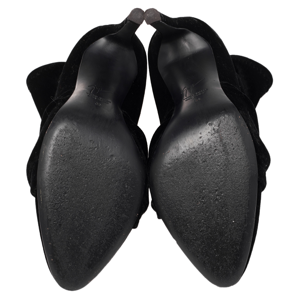 Giuseppe Zanotti Zanotti Black Velvet Knotted Ankle Boots Size 36