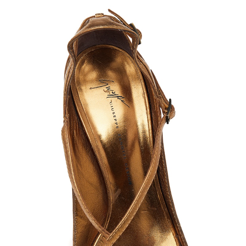 Giuseppe Zanotti Gold Leather Strappy Sandals Size 39.5