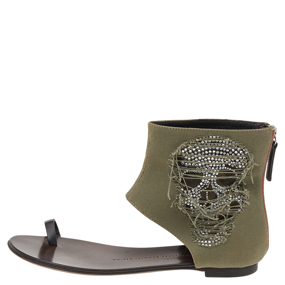Giuseppe Zanotti Green Canvas Crystal Embellished Skull Toe Ring Zipper Flats Size
Giuseppe Zanotti Green Canvas Crystal Embellished Skull Toe Ring Zipper Flats Size
