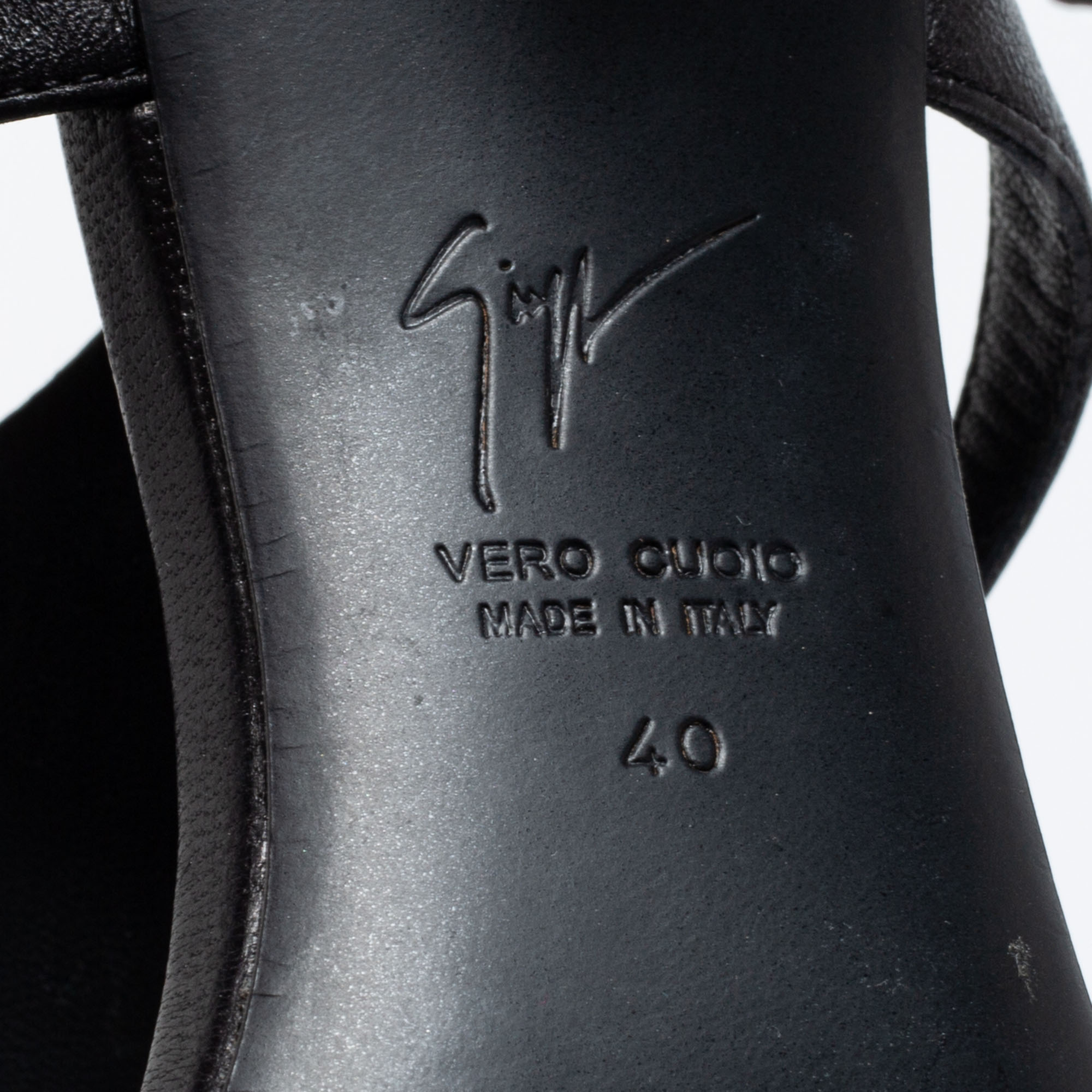 Giuseppe Zanotti Black Leather T-Strap Sandals Size 40