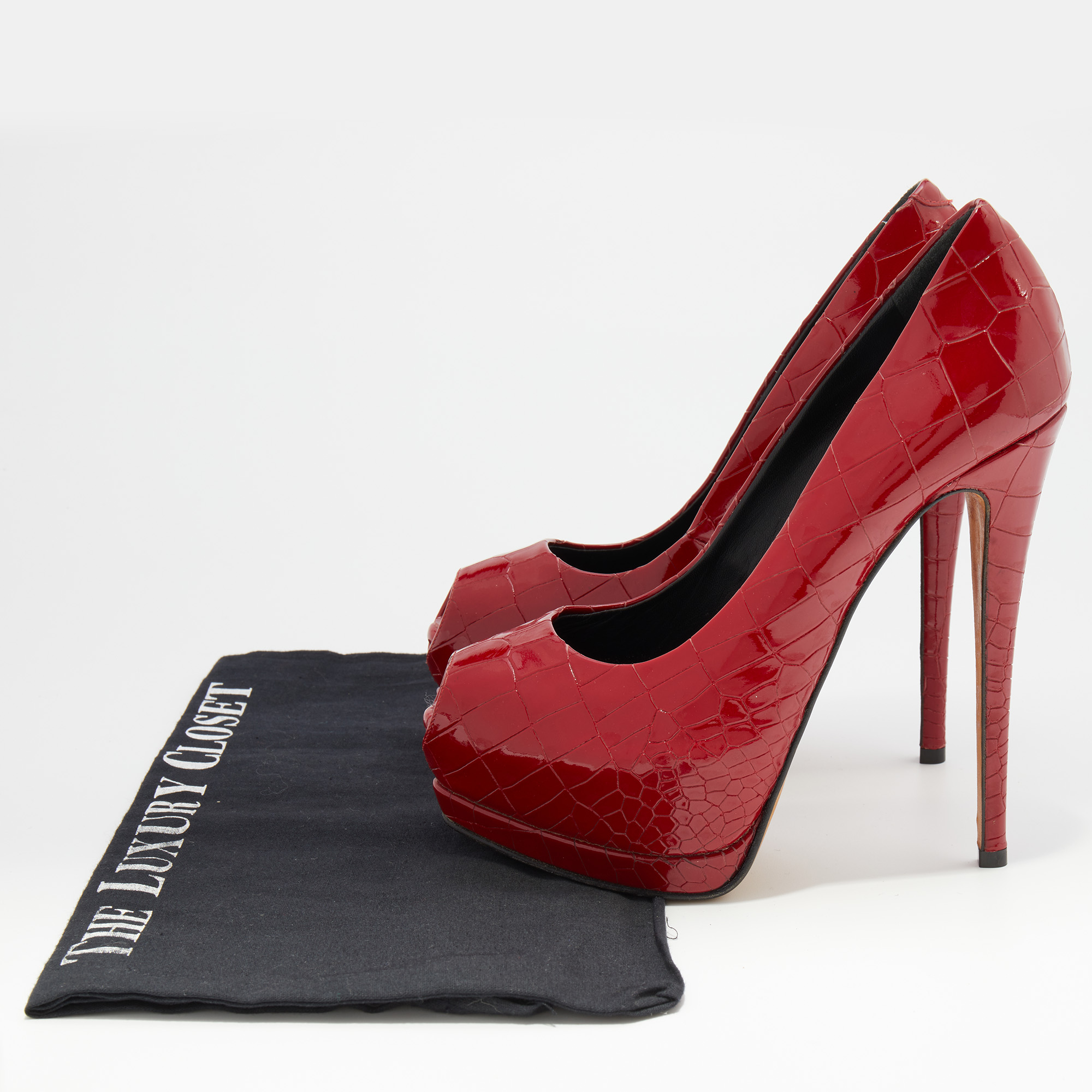 Giuseppe Zanotti Red Croc Embossed Patent Leather Peep Toe Platform Pumps Size 37