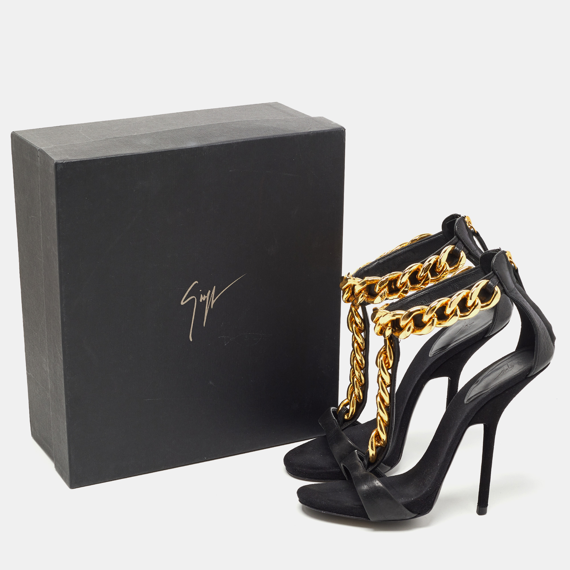 Giuseppe Zanotti Black Leather And Suede Chain T Strap Sandals Size 39